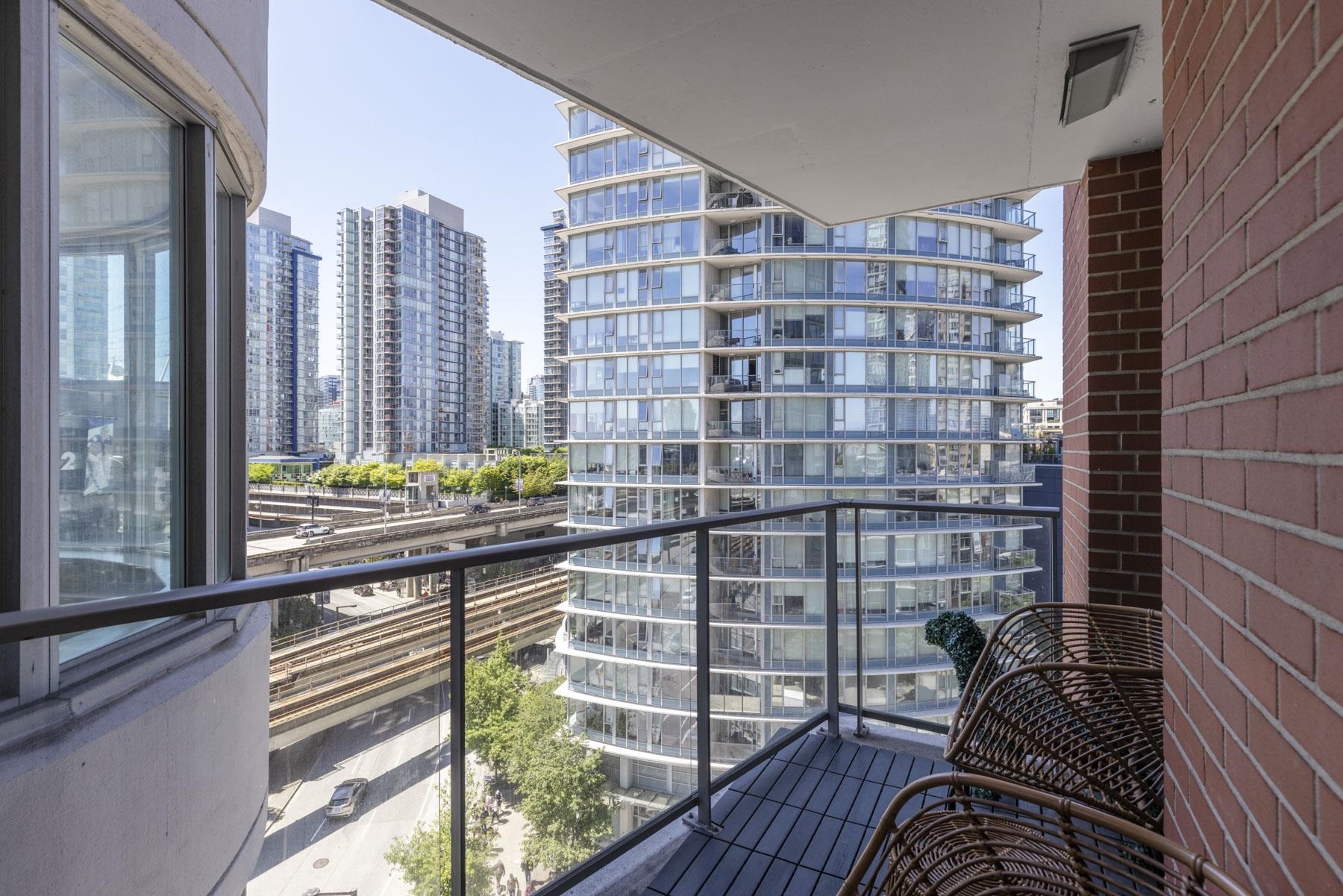 1005-688 ABBOTT STREET, Vancouver, British Columbia, 1 Bedroom Bedrooms, ,1 BathroomBathrooms,Residential Attached,For Sale,R2875411
