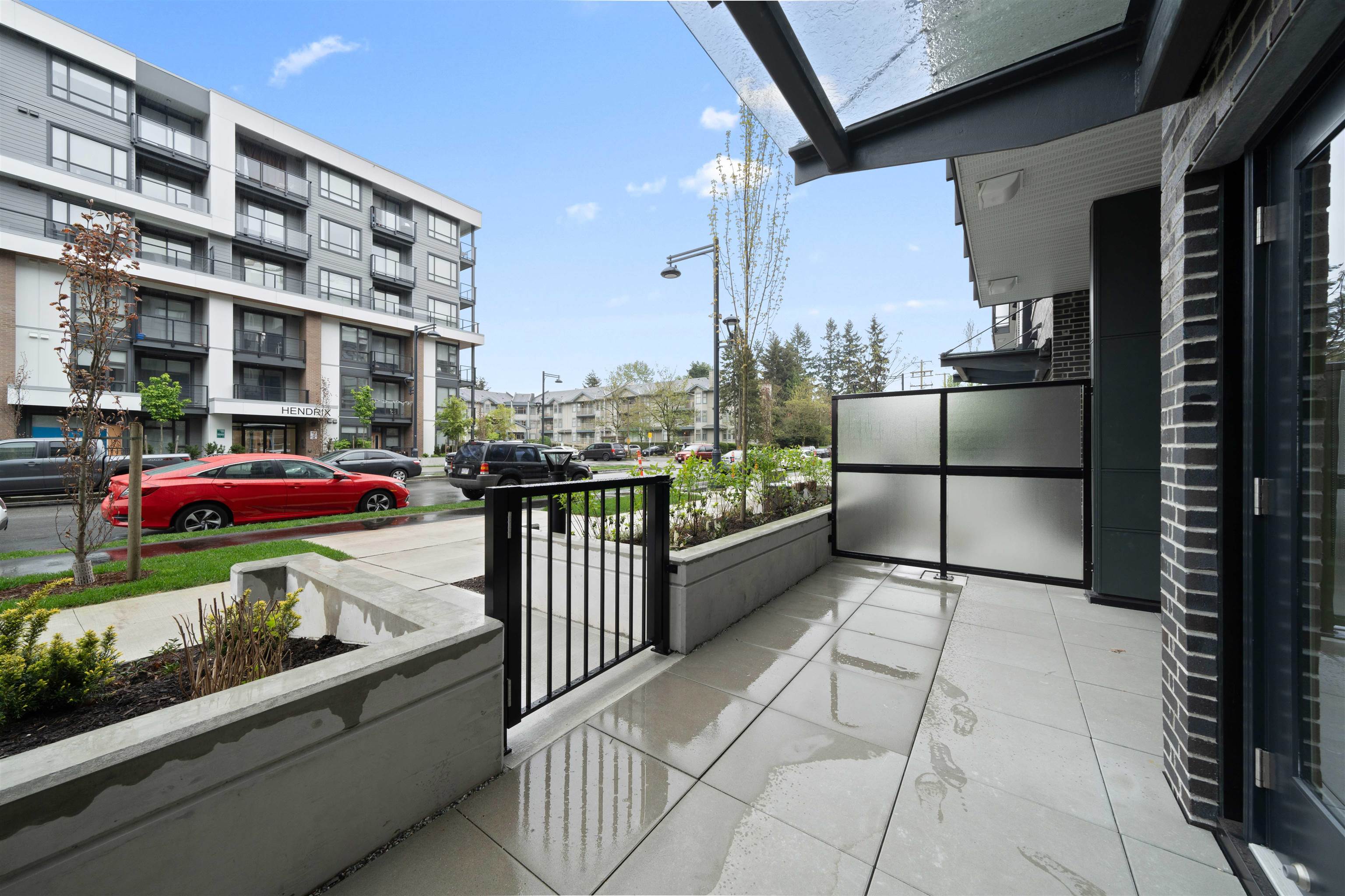 124-10777 138 STREET, Surrey, British Columbia, 1 Bedroom Bedrooms, ,1 BathroomBathrooms,Residential Attached,For Sale,R2875464