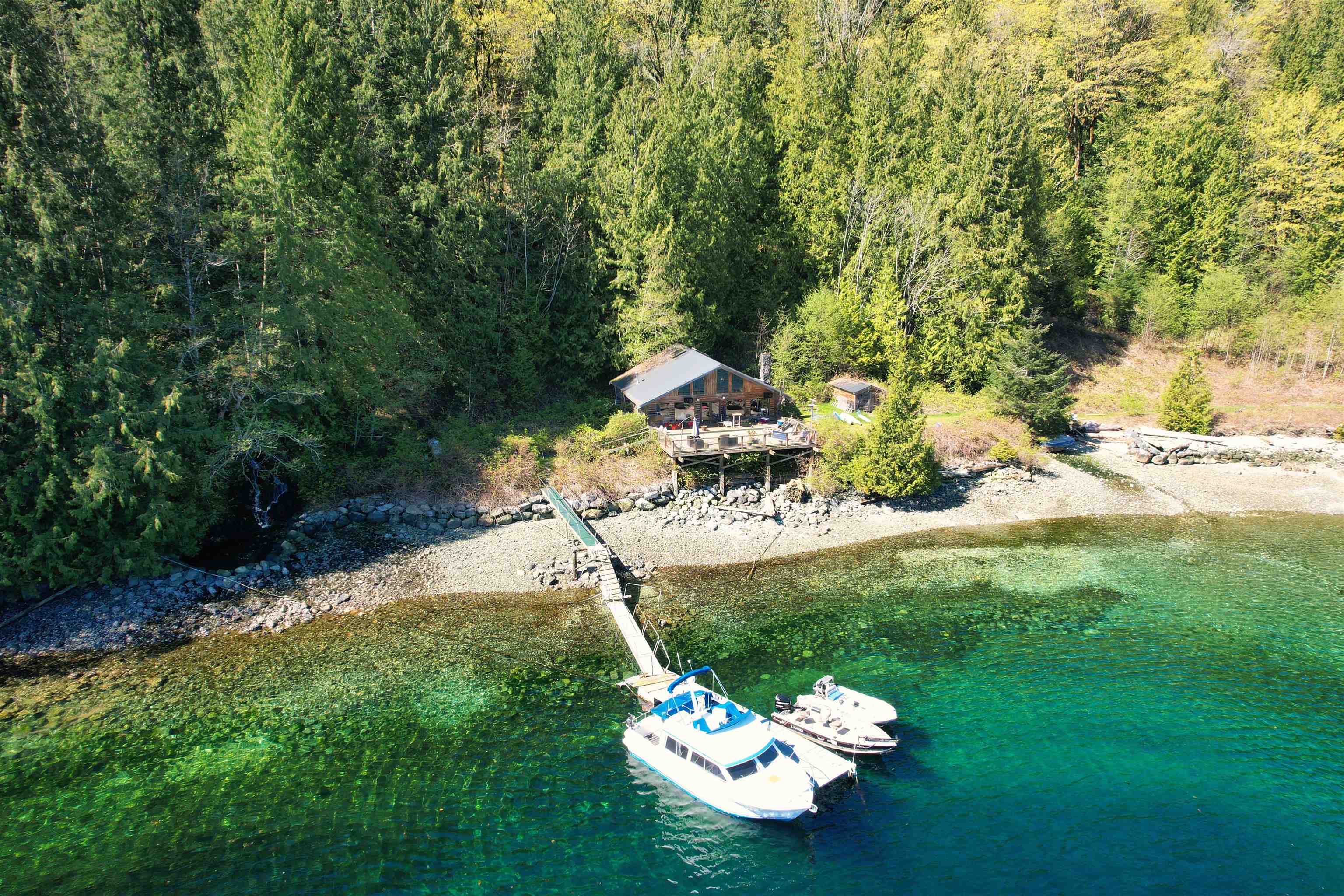 Listing image of DL 4055 E DARK COVE JERVIS ROAD