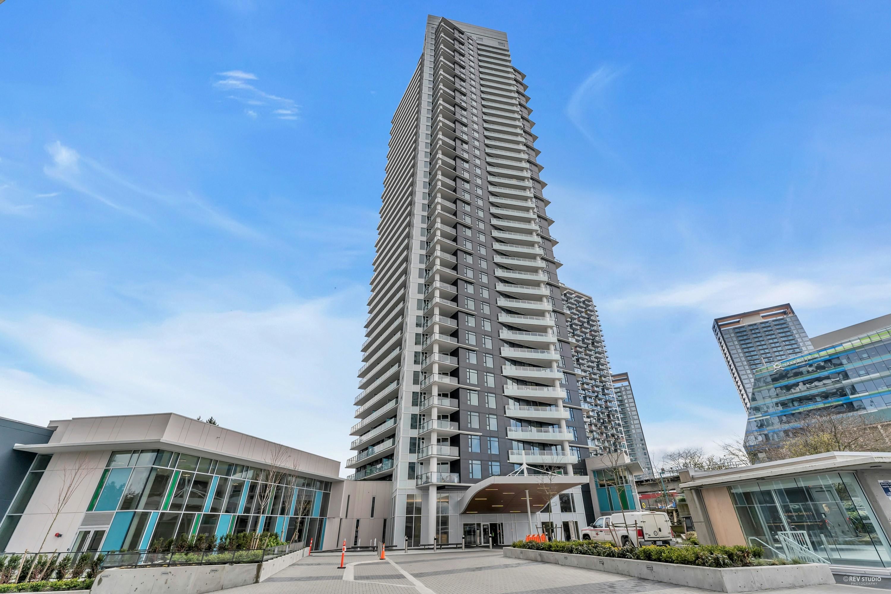 2102-9887 WHALLEY BOULEVARD, Surrey, British Columbia, 1 Bedroom Bedrooms, ,1 BathroomBathrooms,Residential Attached,For Sale,R2875578
