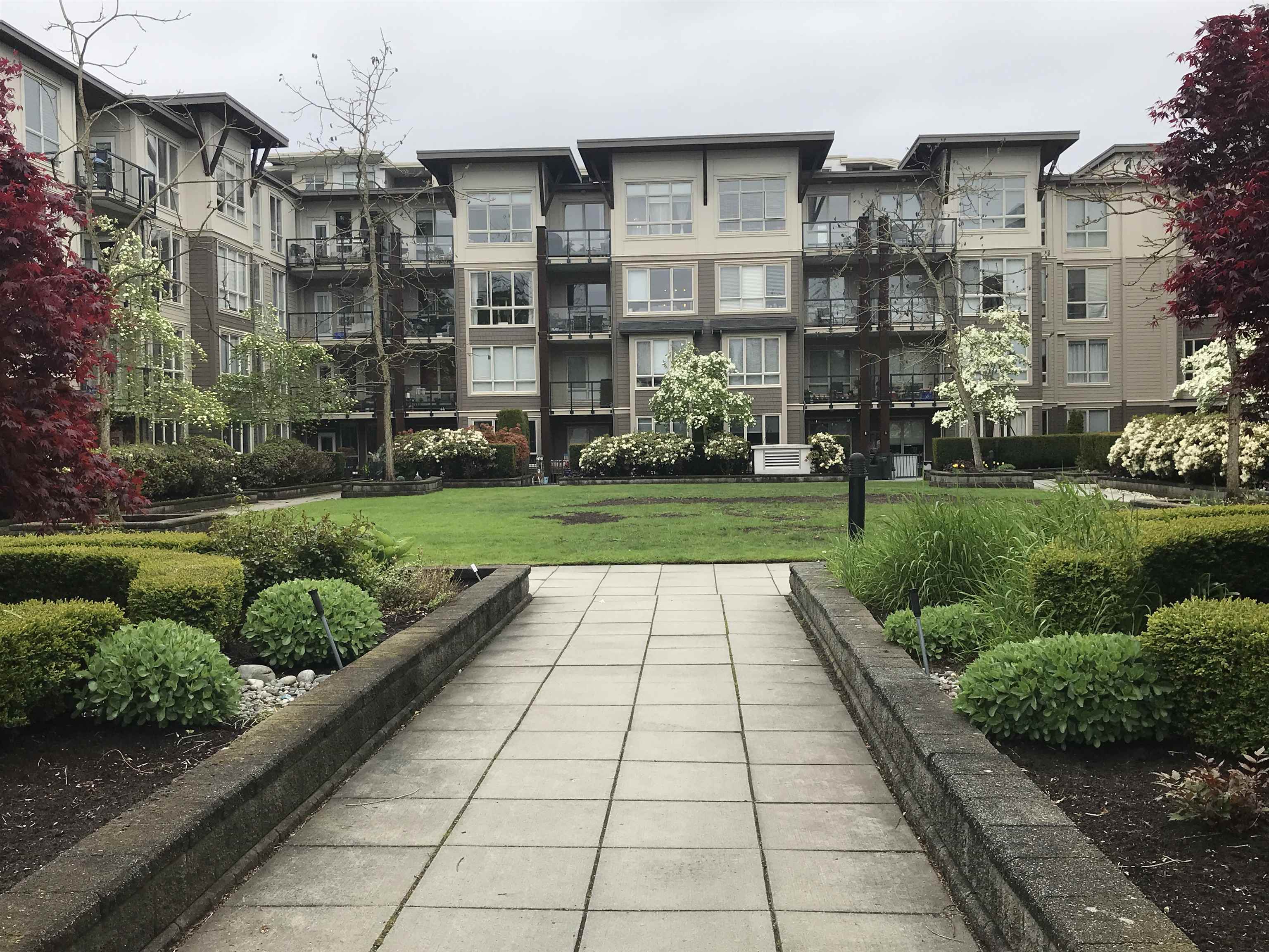 106-15918 26 AVENUE, Surrey, British Columbia, 1 Bedroom Bedrooms, ,1 BathroomBathrooms,Residential Attached,For Sale,R2875654