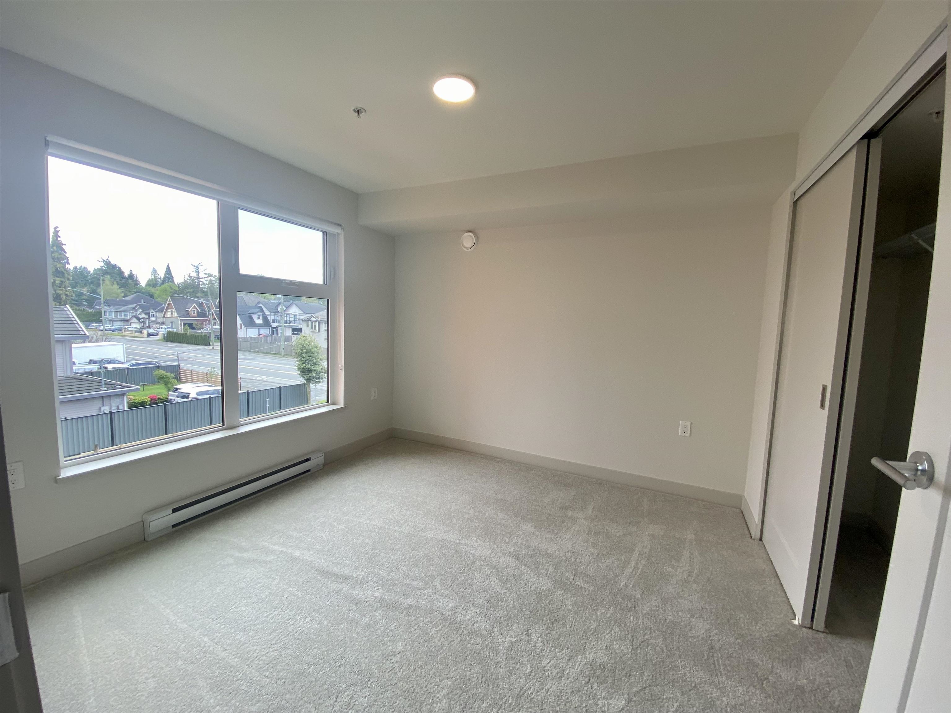 10928 132, Surrey, British Columbia V3T 3W7, 1 Bedroom Bedrooms, ,1 BathroomBathrooms,Residential Attached,For Sale,132,R2875806