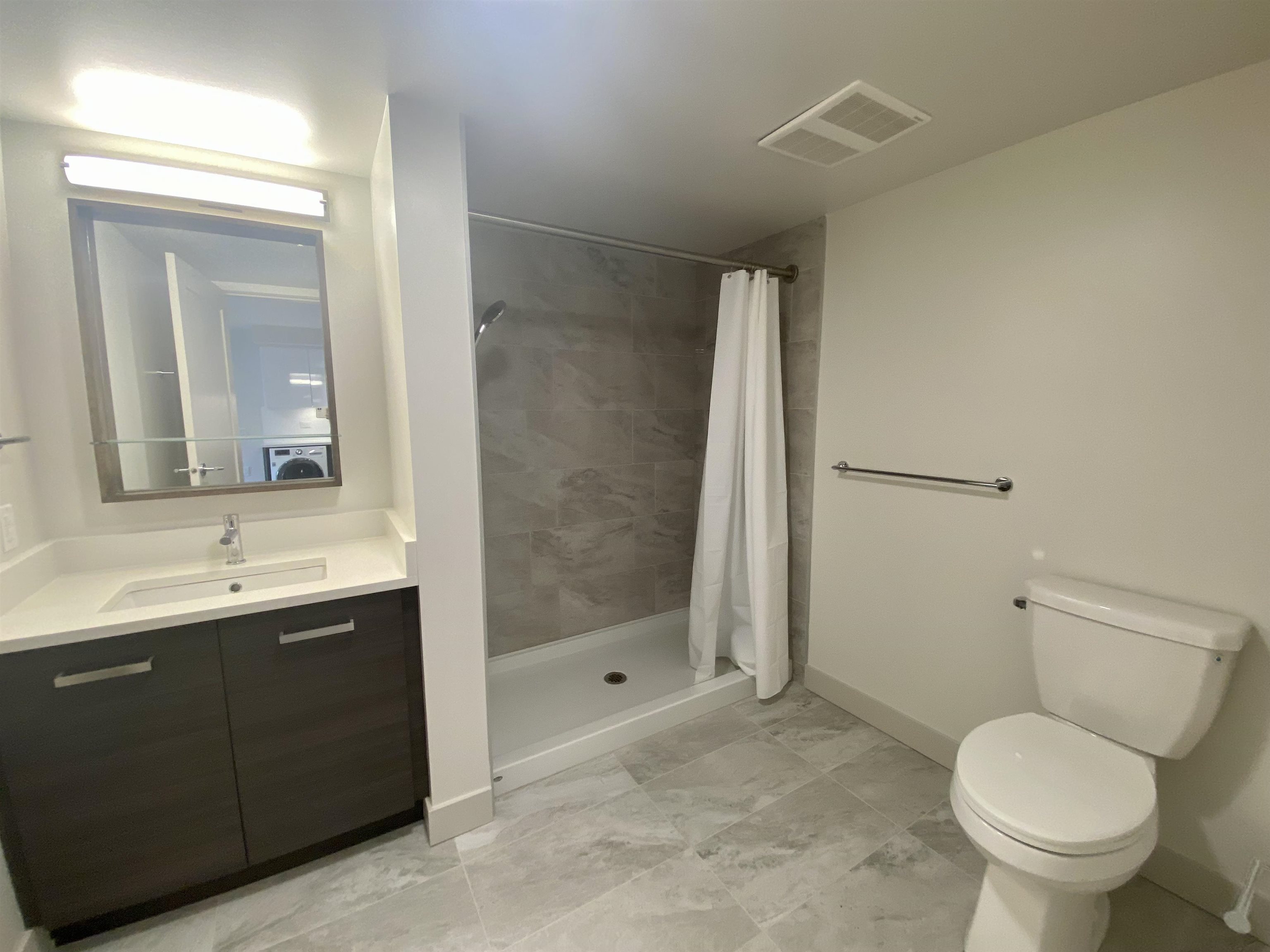 10928 132, Surrey, British Columbia V3T 3W7, 1 Bedroom Bedrooms, ,1 BathroomBathrooms,Residential Attached,For Sale,132,R2875806