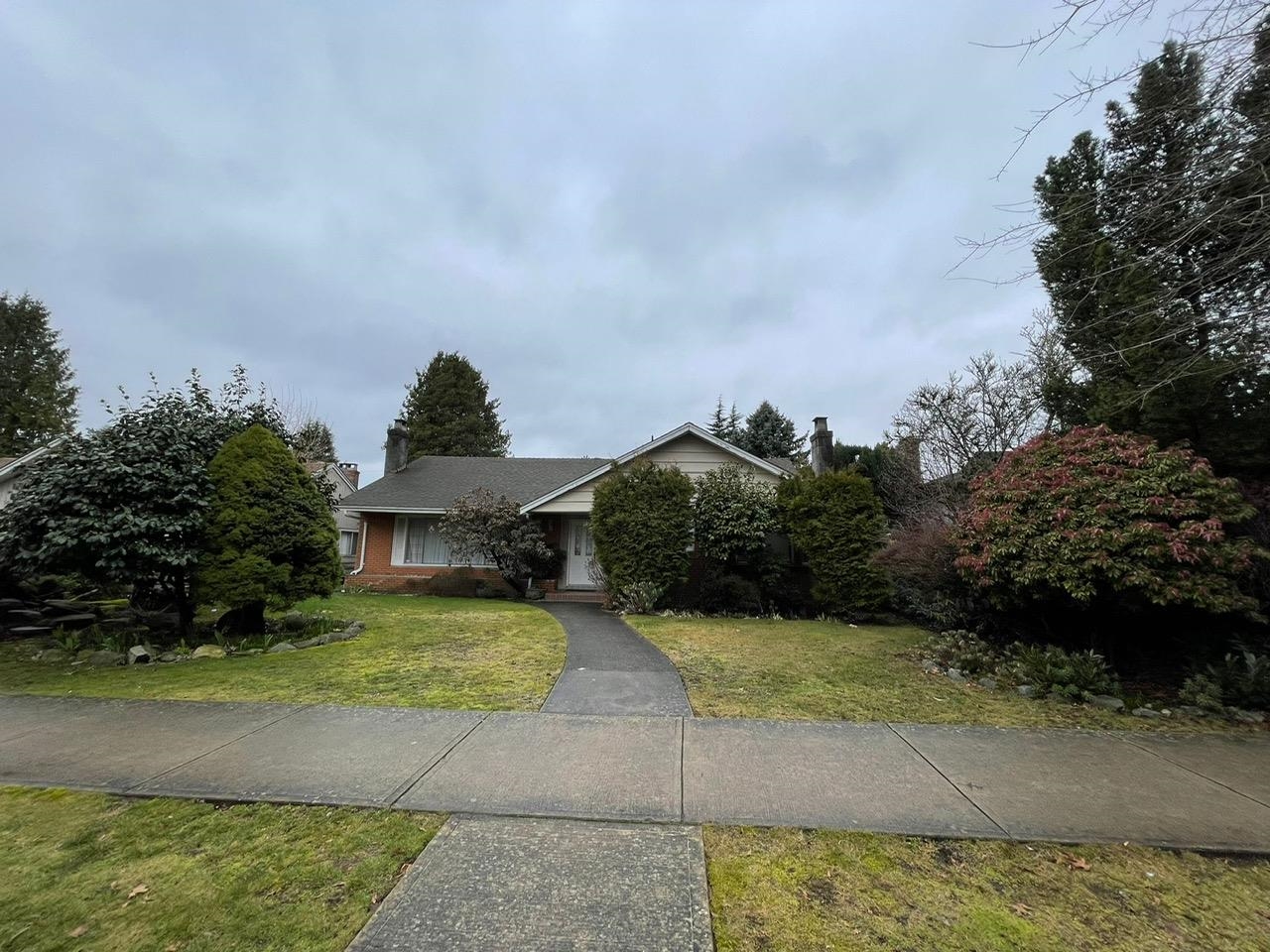 Listing image of 5855 WILLOW STREET