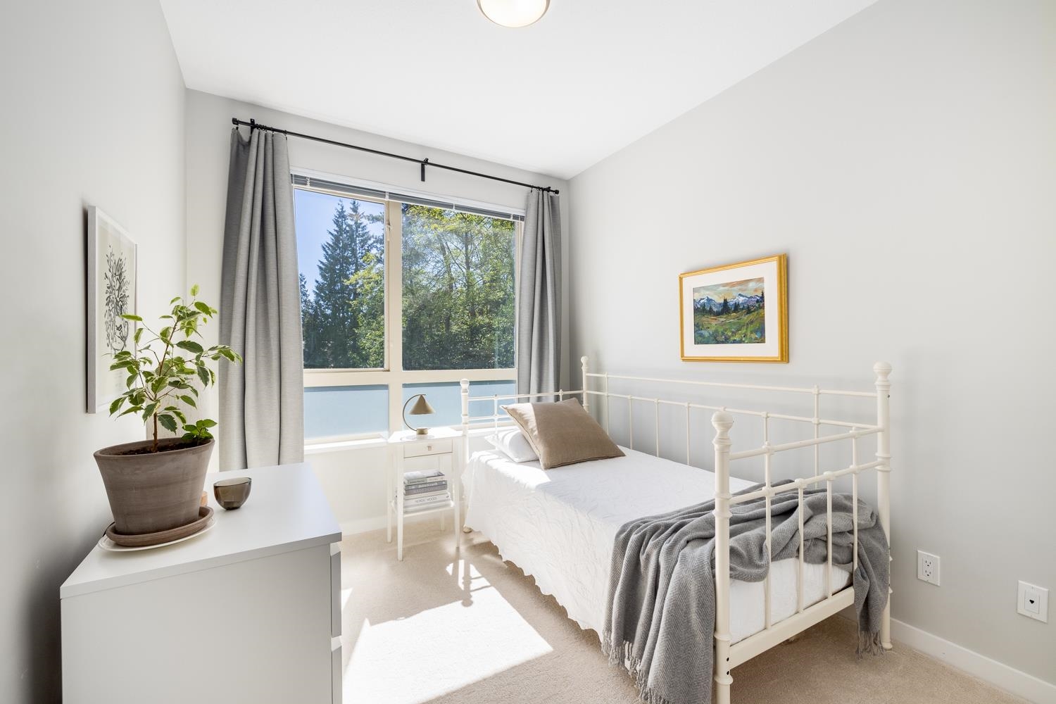 2632 LIBRARY, North Vancouver, British Columbia V7J 0B8, 2 Bedrooms Bedrooms, ,2 BathroomsBathrooms,Residential Attached,For Sale,LIBRARY,R2875928