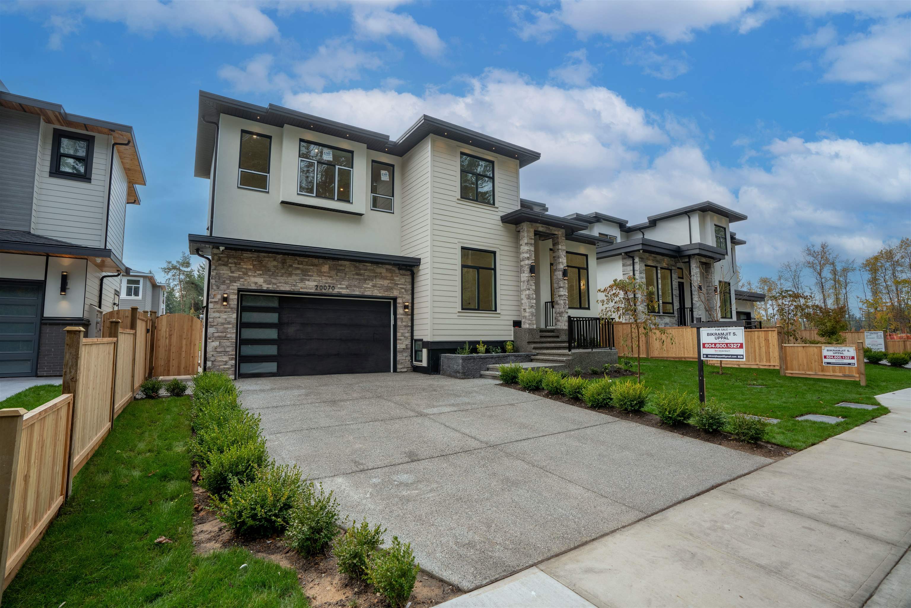 20070 27a Avenue, Langley, Brookswood Langley, V2Z 1X2 2