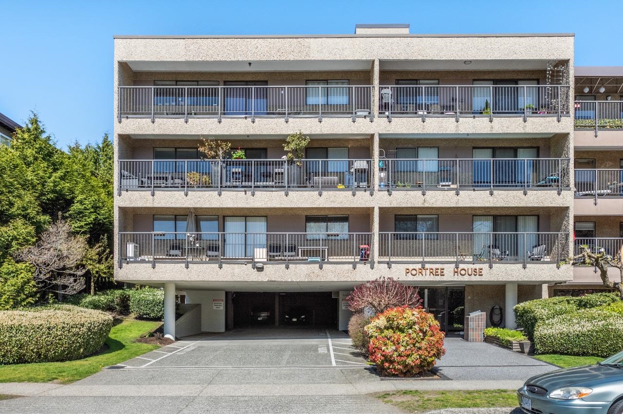 330 1ST, North Vancouver, British Columbia V7L 1B5, 2 Bedrooms Bedrooms, ,1 BathroomBathrooms,Residential Attached,For Sale,1ST,R2876336