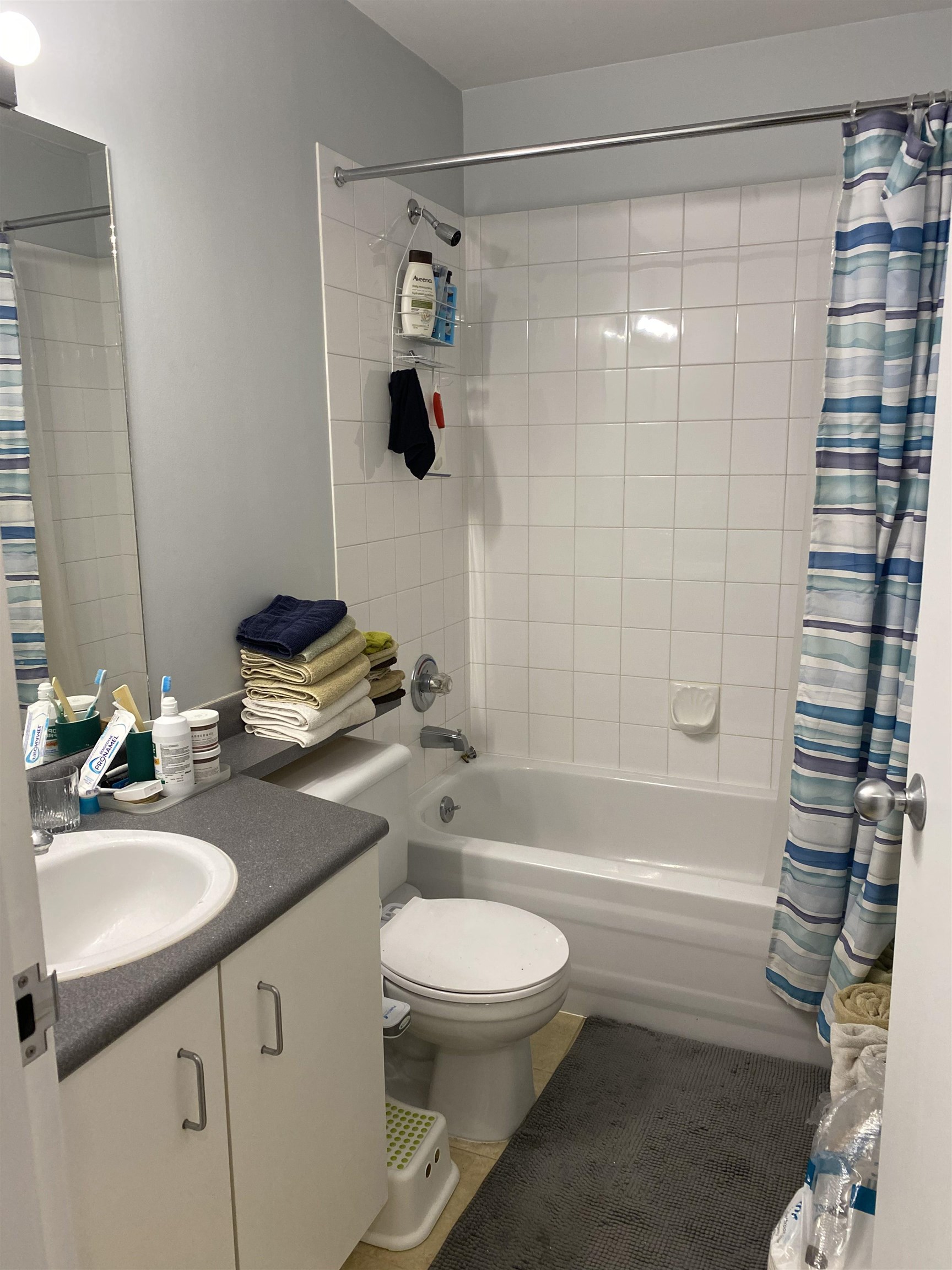 350 2ND, Vancouver, British Columbia V5T 4R8, ,1 BathroomBathrooms,Residential Attached,For Sale,2ND,R2876384