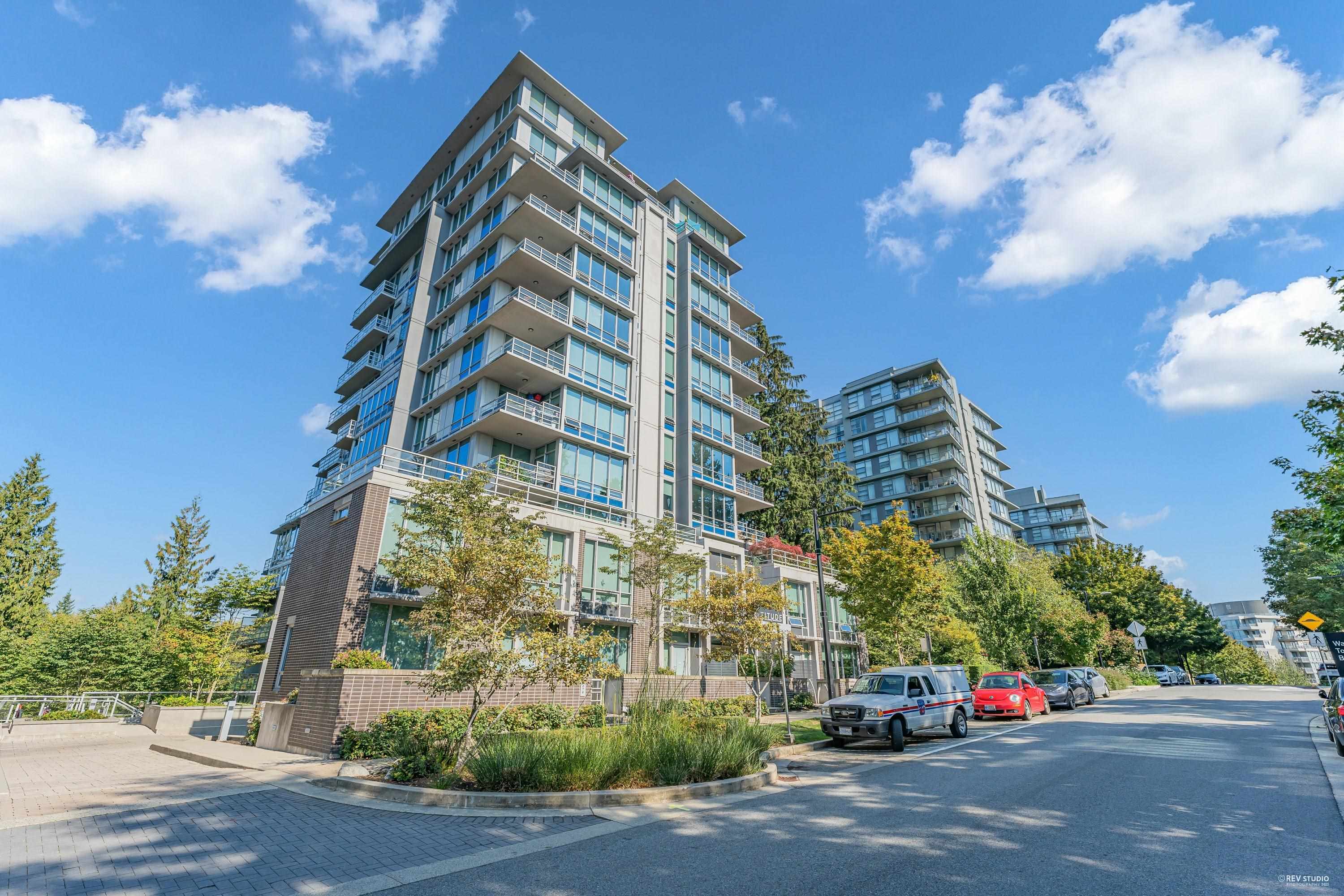 9080 UNIVERSITY, Burnaby, British Columbia V5A 0B7, 2 Bedrooms Bedrooms, ,2 BathroomsBathrooms,Residential Attached,For Sale,UNIVERSITY,R2876388