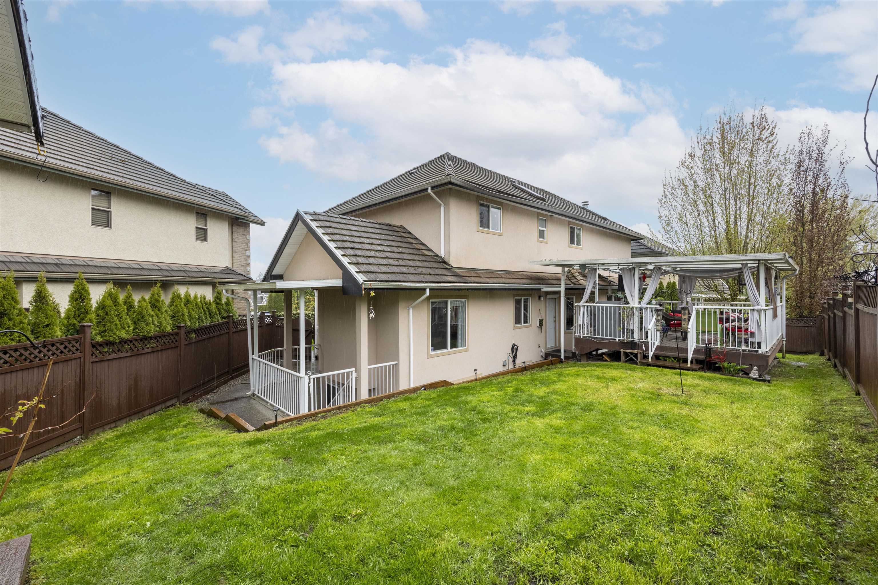 10819 166 Street, Surrey, Fraser Heights, V4N 5E2 37