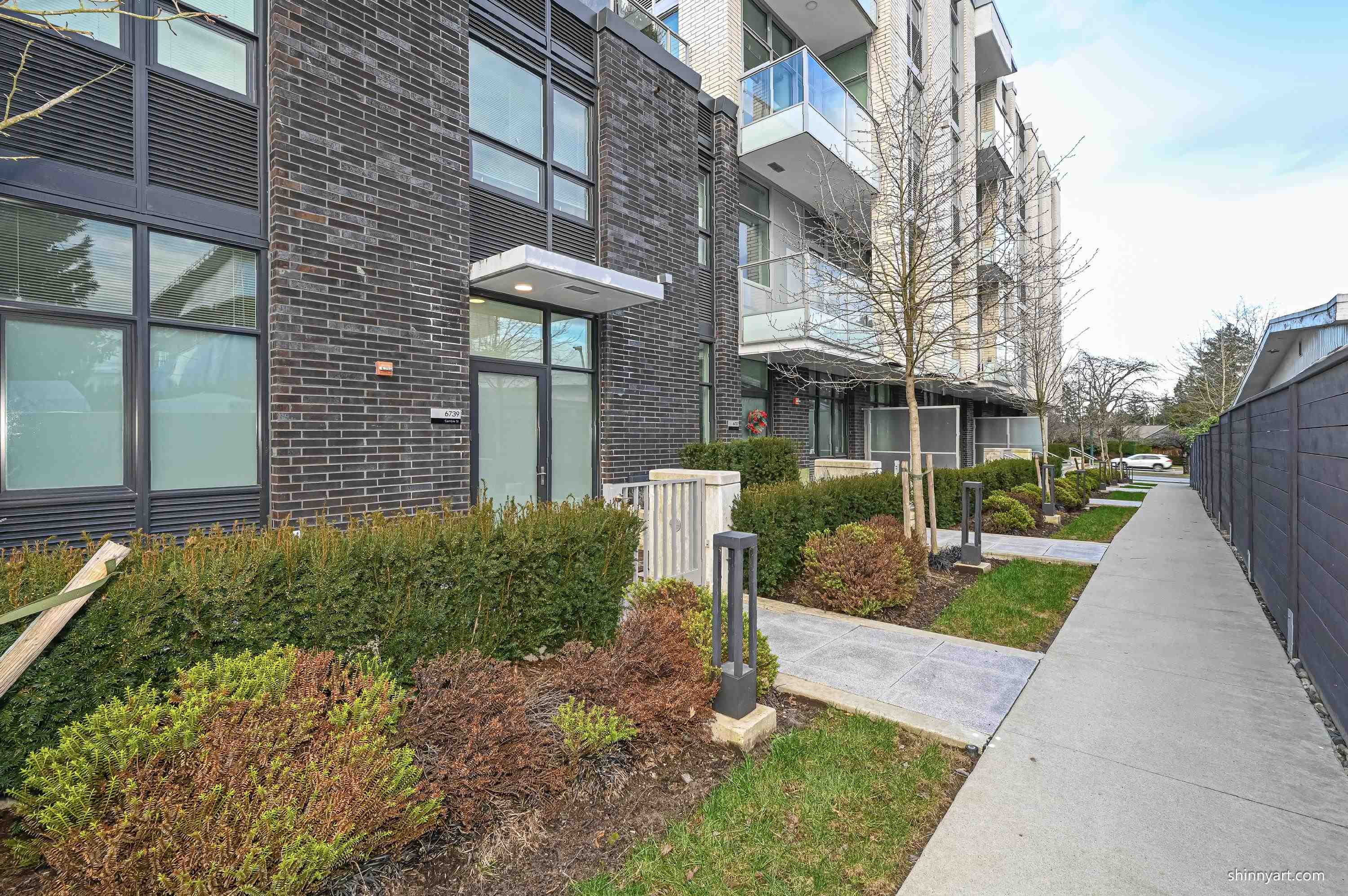 6739 CAMBIE STREET, Vancouver, British Columbia Townhouse, 3 Bedrooms, 1 Bathroom, Residential Attached,For Sale, MLS-R2877062, Richmond Condo for Sale