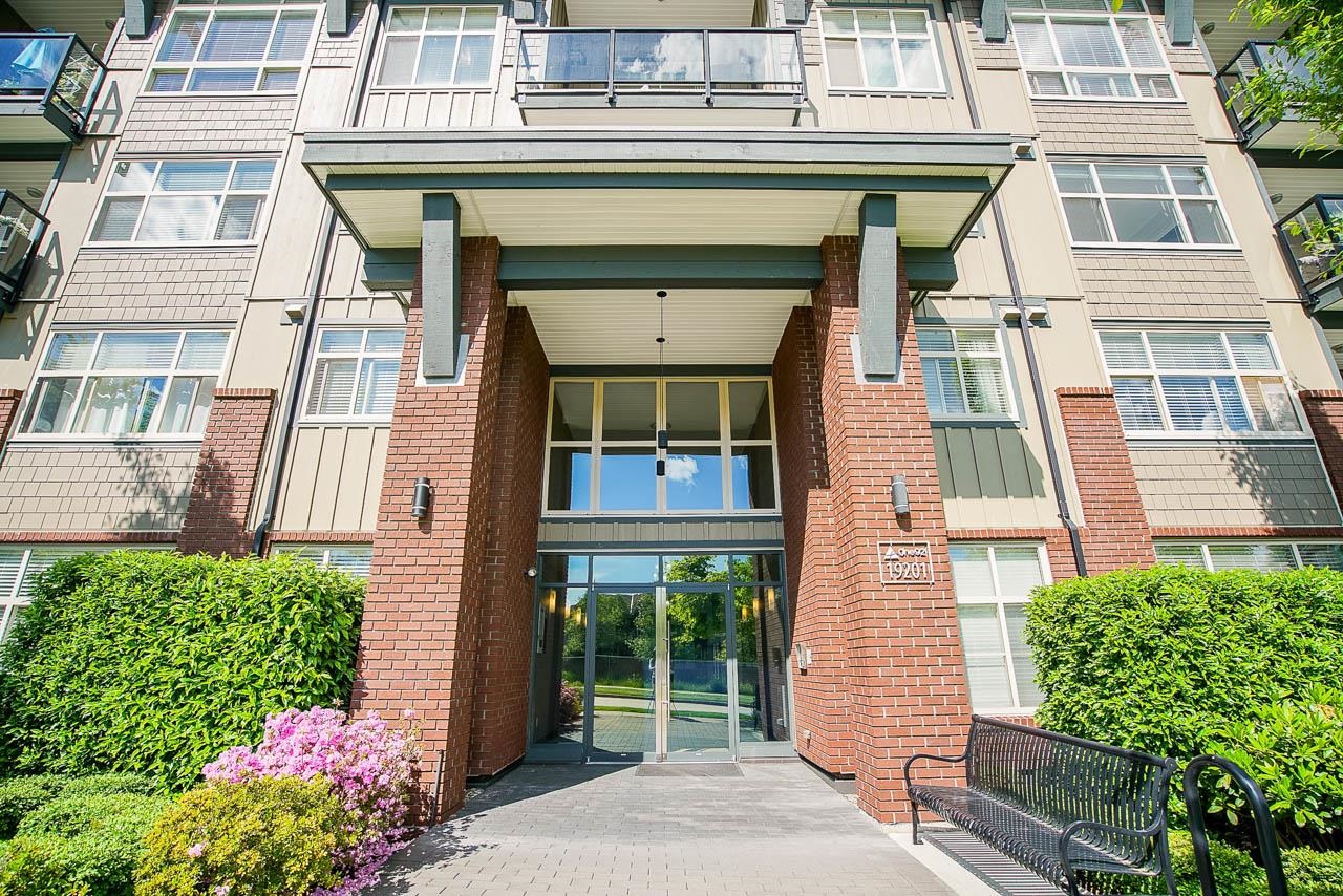 312-19201 66A AVENUE, Surrey, British Columbia, 2 Bedrooms Bedrooms, ,2 BathroomsBathrooms,Residential Attached,For Sale,R2877179