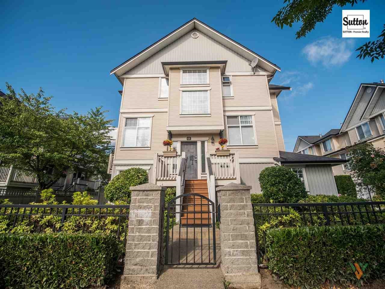 44-8383 159 STREET, Surrey, British Columbia, 3 Bedrooms Bedrooms, ,3 BathroomsBathrooms,Residential Attached,For Sale,R2877399