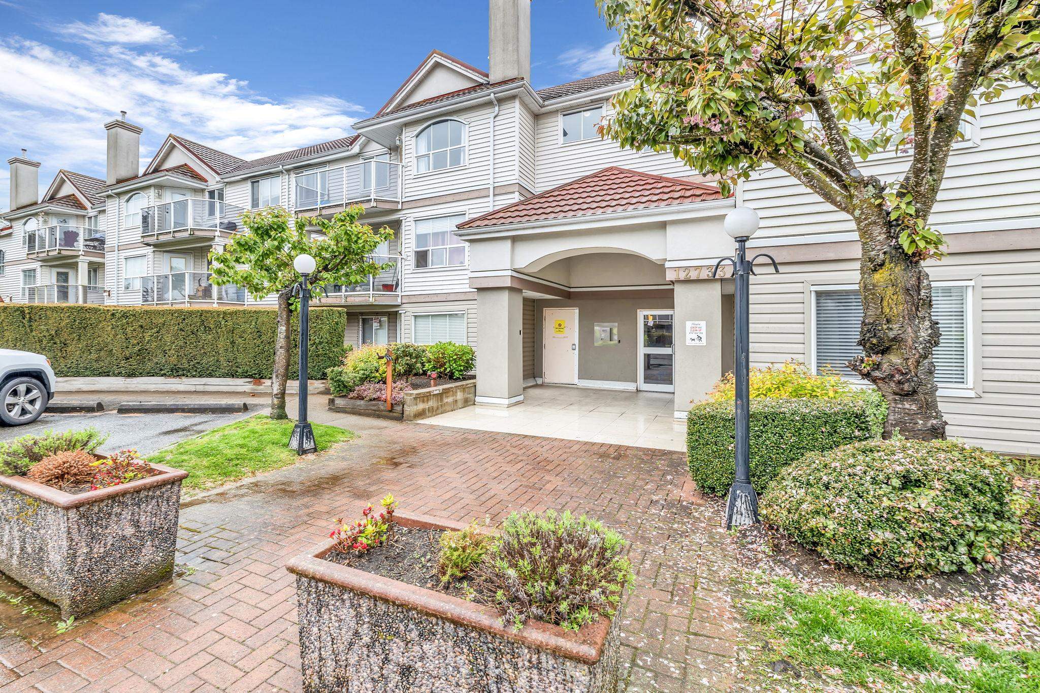 12733 72, Surrey, British Columbia V3W 2M7, 2 Bedrooms Bedrooms, ,2 BathroomsBathrooms,Residential Attached,For Sale,72,R2877415