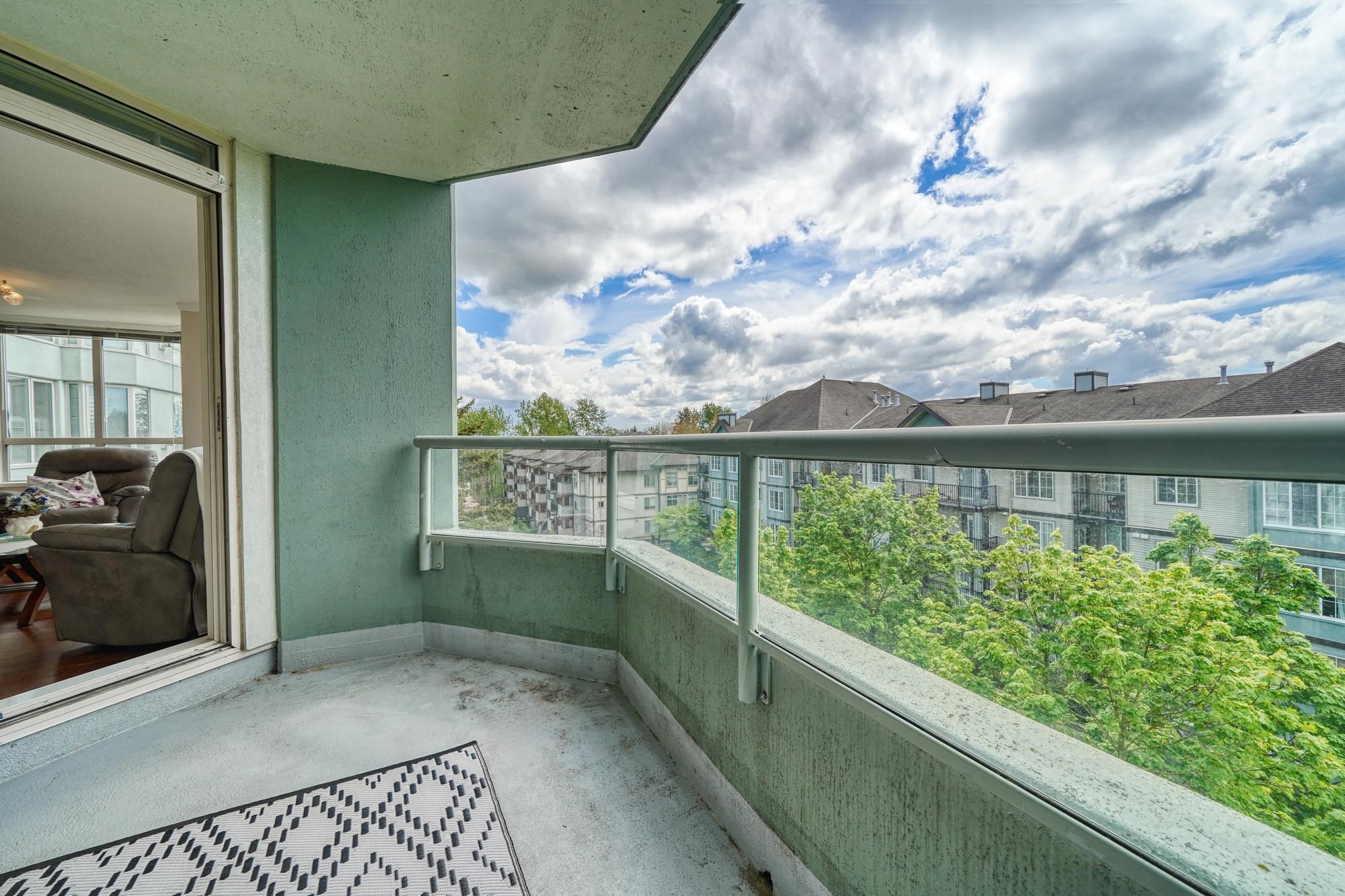 #508-10082 148 STREET, Surrey, British Columbia, 1 Bedroom Bedrooms, ,2 BathroomsBathrooms,Residential Attached,For Sale,R2877598
