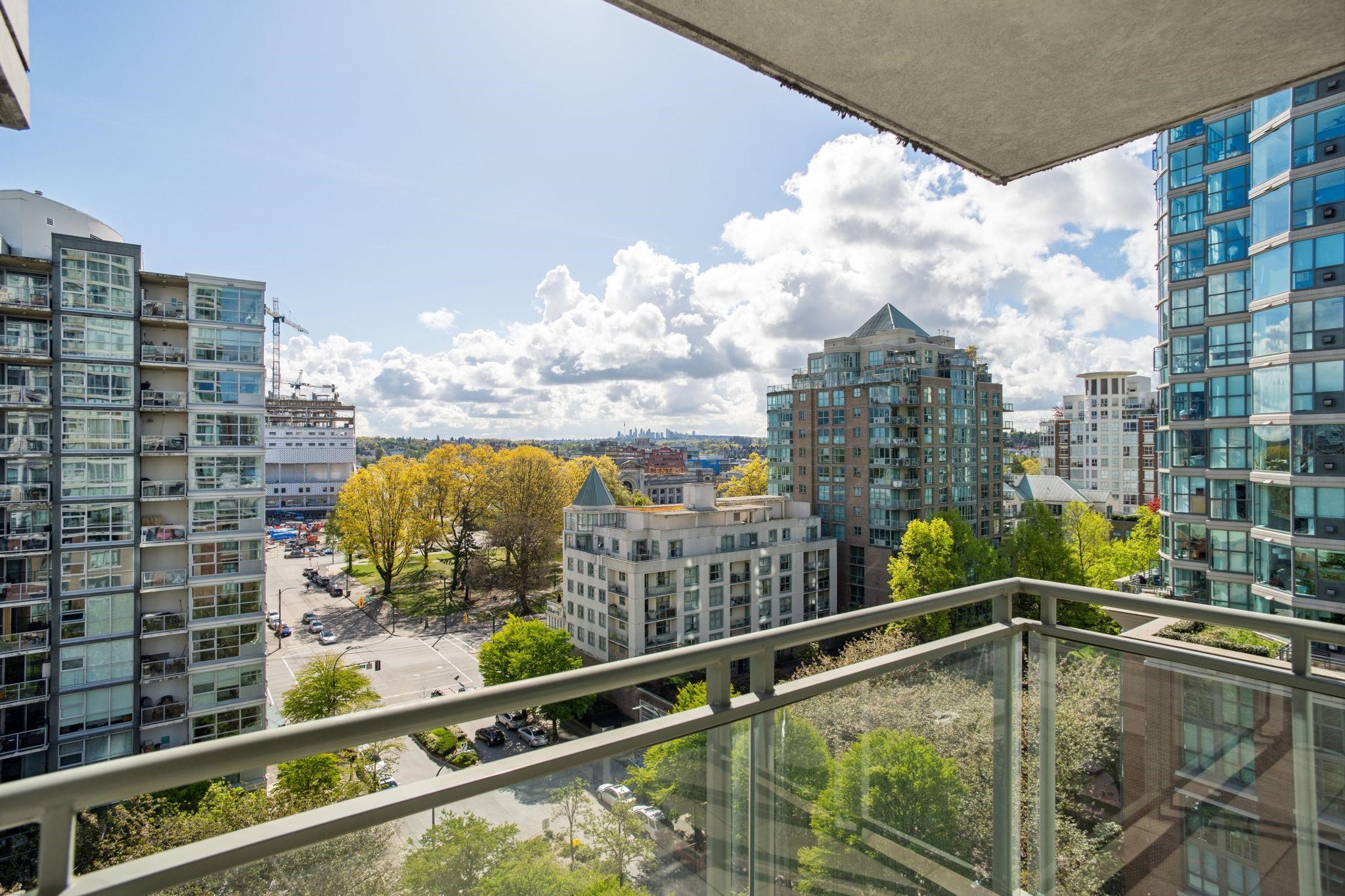 1002-1088 QUEBEC STREET, Vancouver, British Columbia, 2 Bedrooms Bedrooms, ,2 BathroomsBathrooms,Residential Attached,For Sale,R2877603