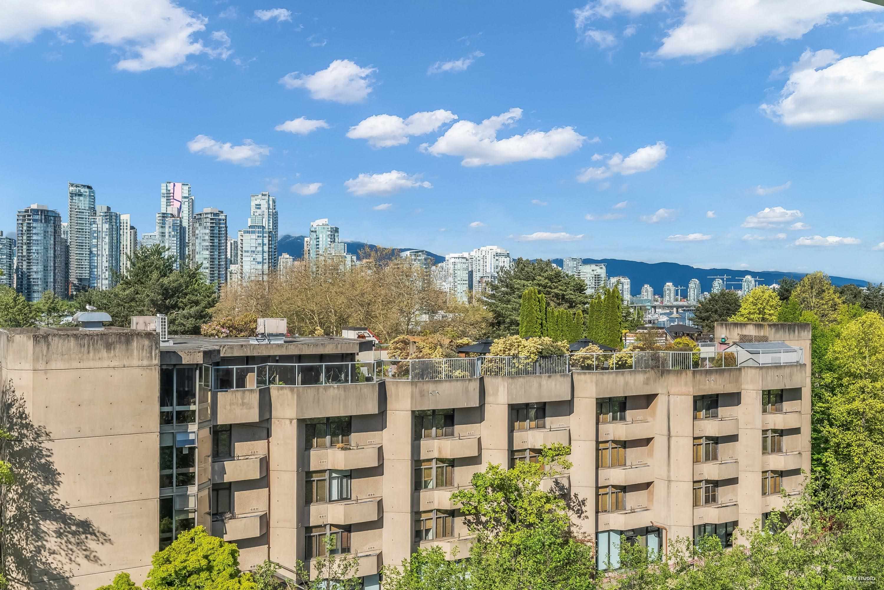 205-1355 W4TH AVENUE, Vancouver, British Columbia, 1 Bedroom Bedrooms, ,1 BathroomBathrooms,Residential Attached,For Sale,R2877639