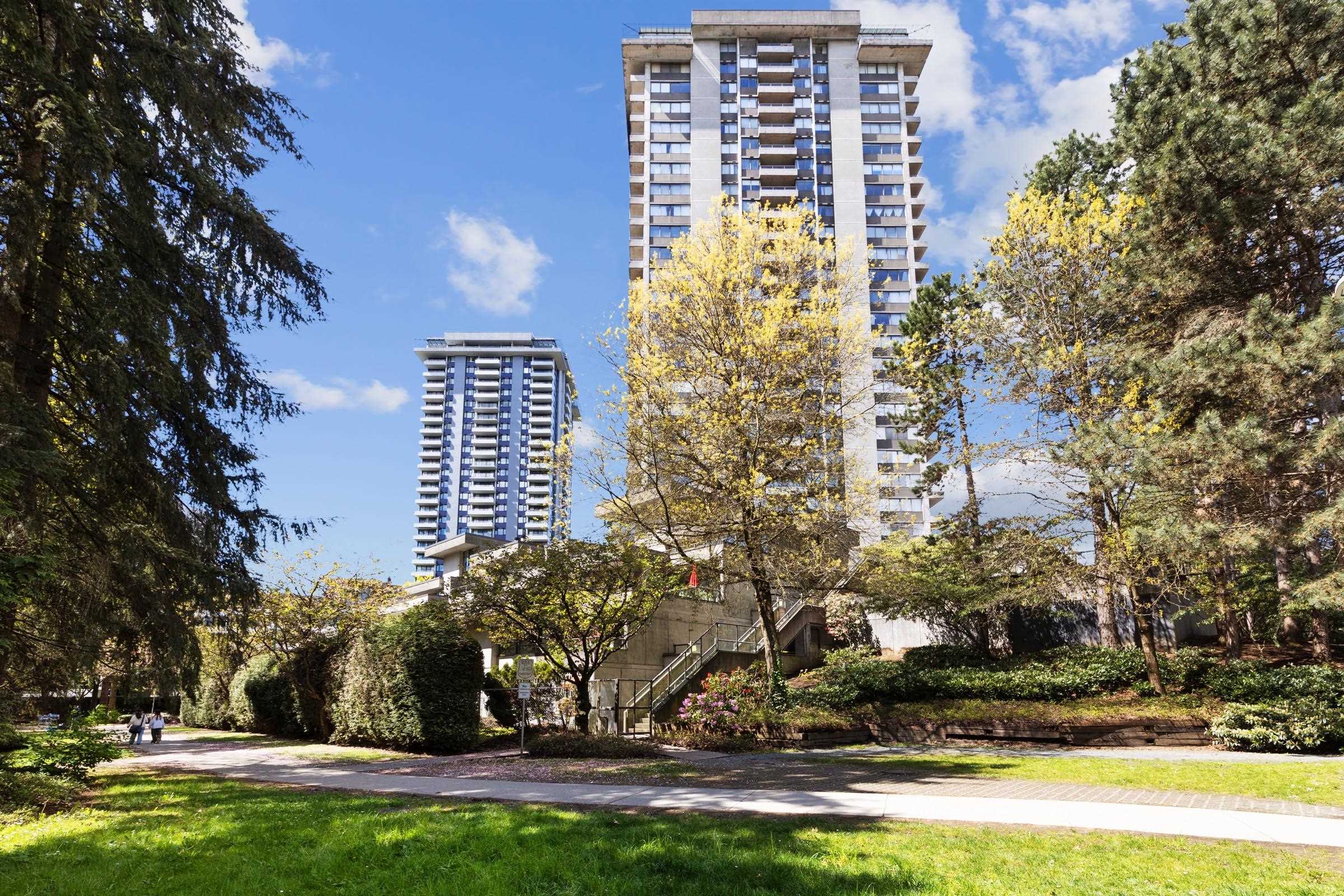T2702-3970 CARRIGAN COURT, Burnaby, British Columbia, 2 Bedrooms Bedrooms, ,2 BathroomsBathrooms,Residential Attached,For Sale,R2877904