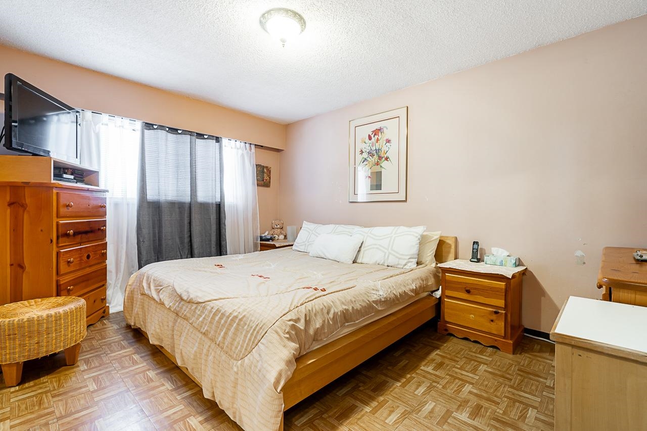 3771 STEVESTON HIGHWAY, Richmond, British Columbia, 2 Bedrooms Bedrooms, ,2 BathroomsBathrooms,Residential Detached,For Sale,R2877963