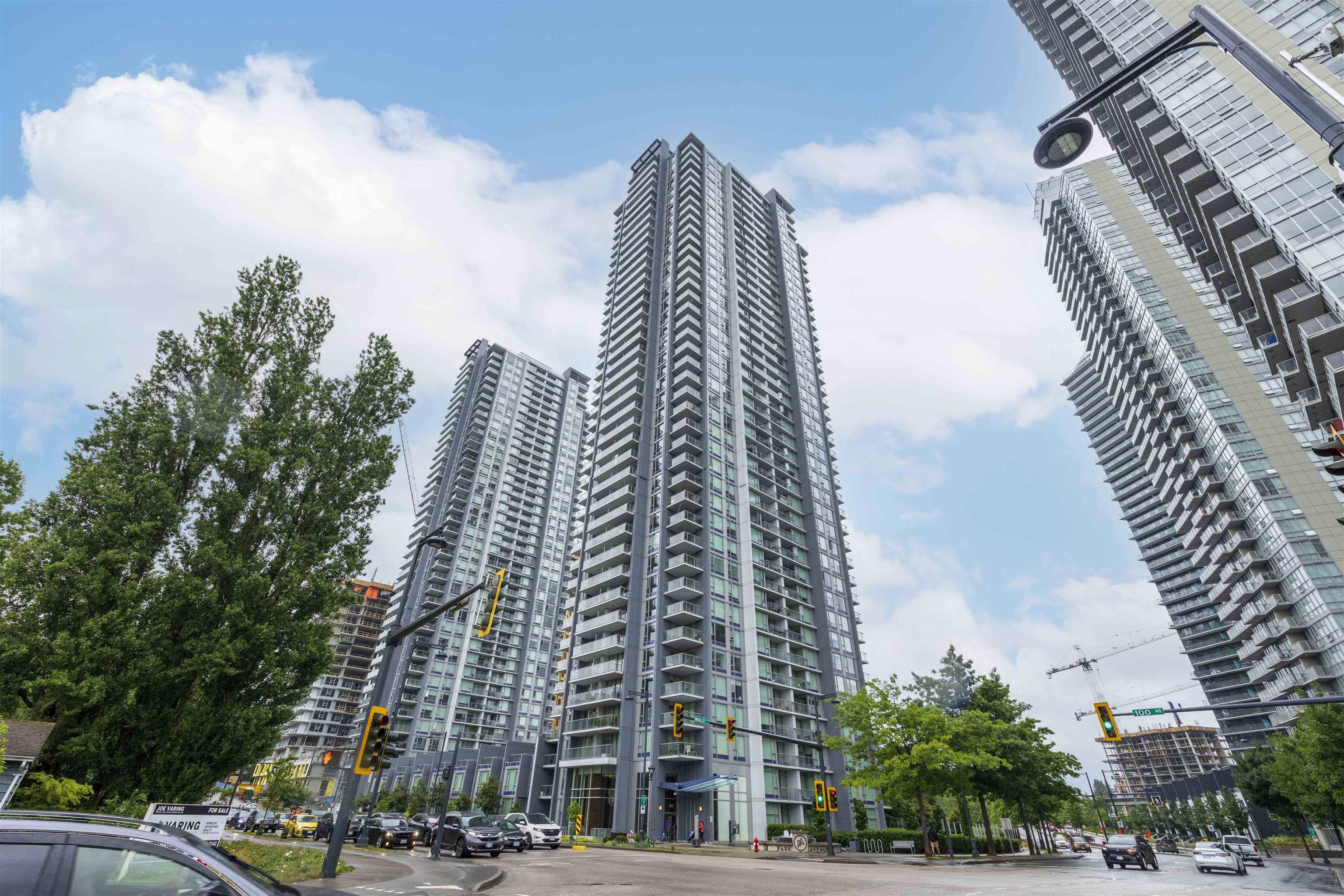 915-13696 100 AVENUE, Surrey, British Columbia, 1 Bedroom Bedrooms, ,1 BathroomBathrooms,Residential Attached,For Sale,R2877989