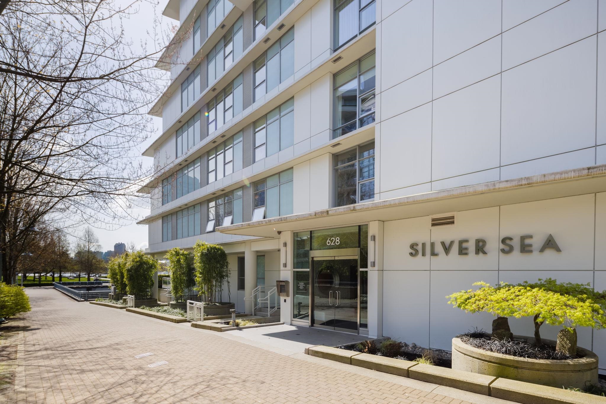 303-628 KINGHORNE MEWS, Vancouver, British Columbia, 3 Bedrooms Bedrooms, ,3 BathroomsBathrooms,Residential Attached,For Sale,R2878084