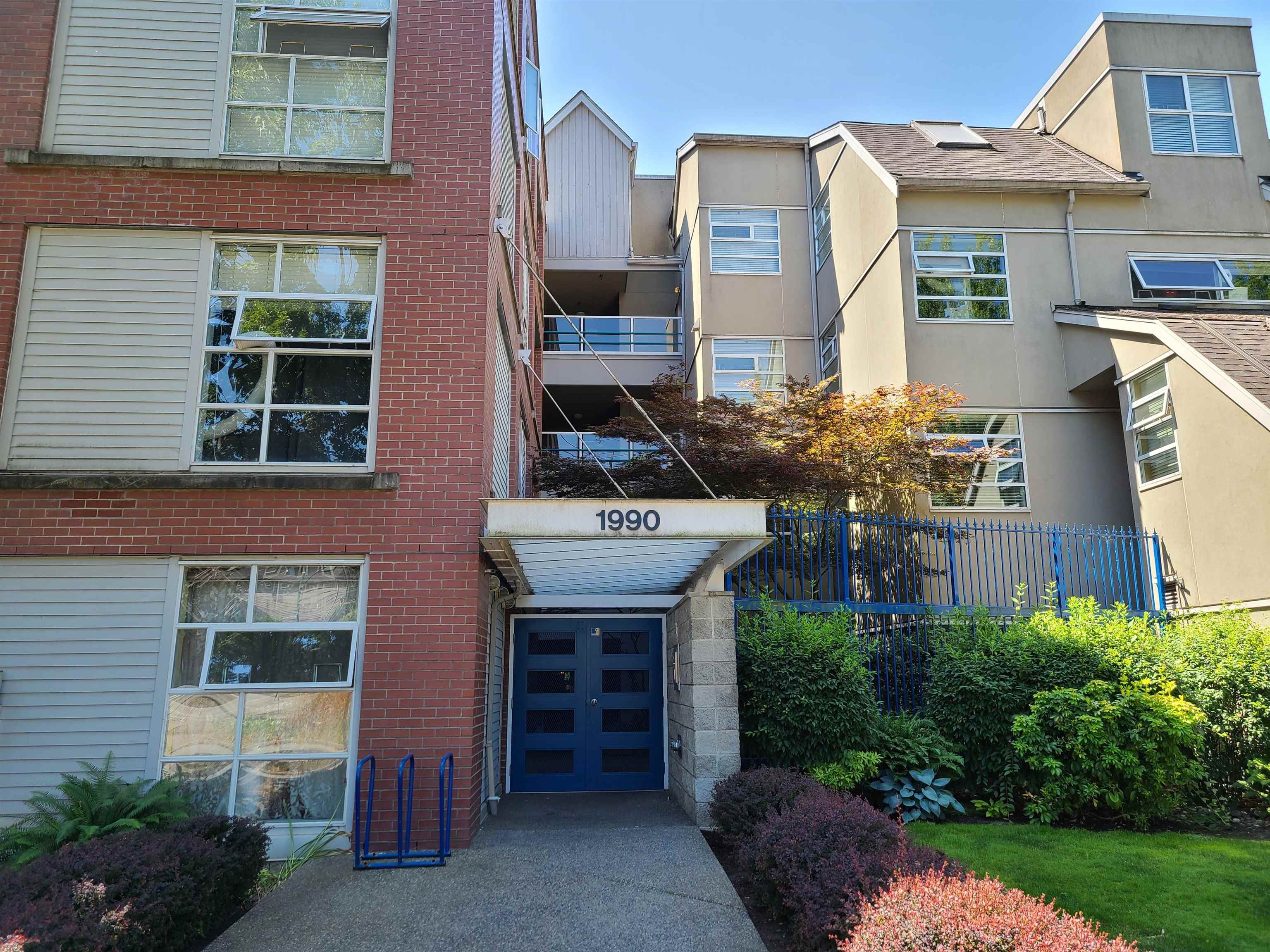 102-1990 EKENT AVENUE SOUTH, Vancouver, British Columbia, 2 Bedrooms Bedrooms, ,2 BathroomsBathrooms,Residential Attached,For Sale,R2878440