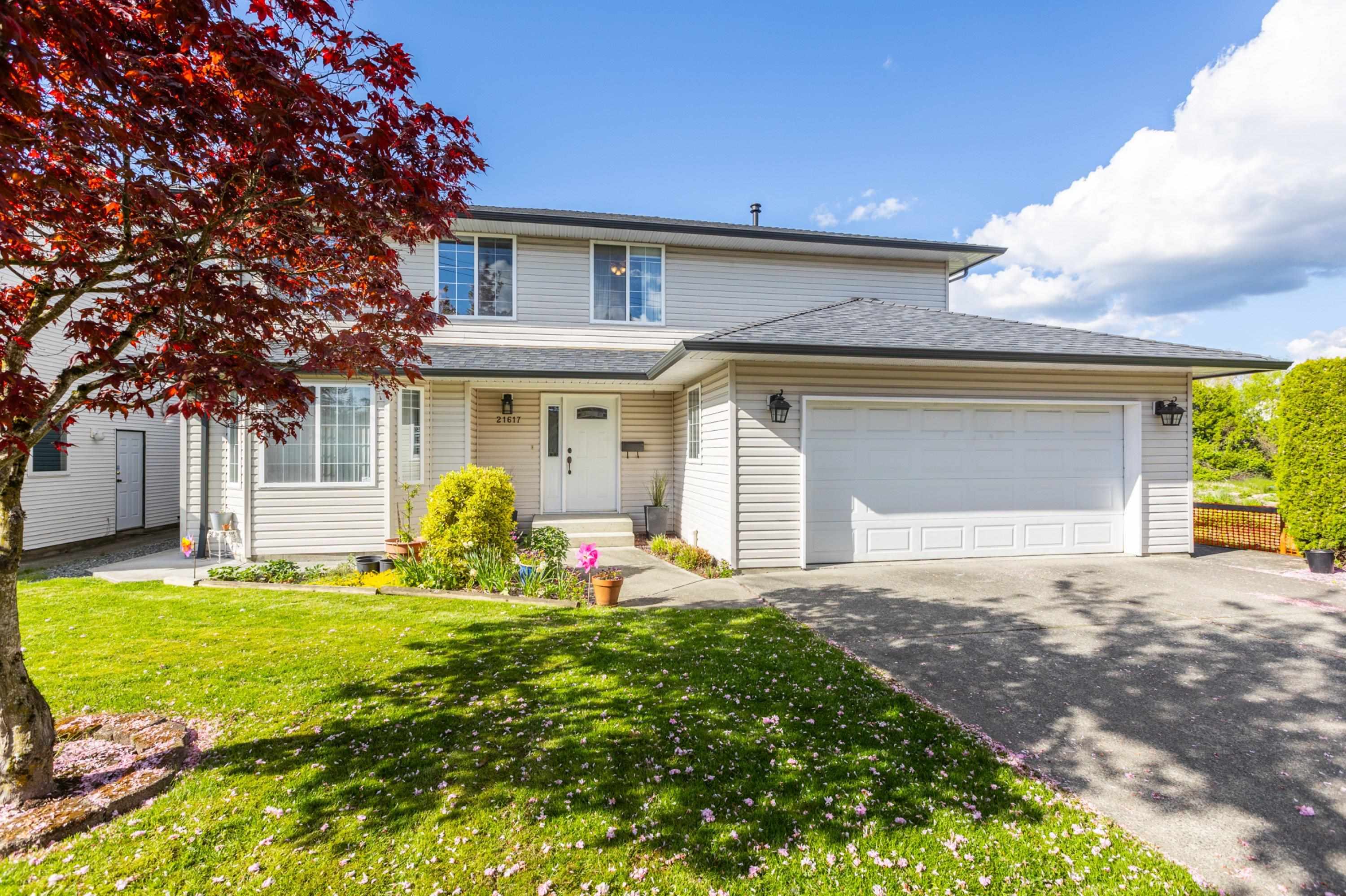 21617 50, British Columbia V3A 3T2, 6 Bedrooms Bedrooms, ,3 BathroomsBathrooms,Residential Detached,For Sale,50,R2878488