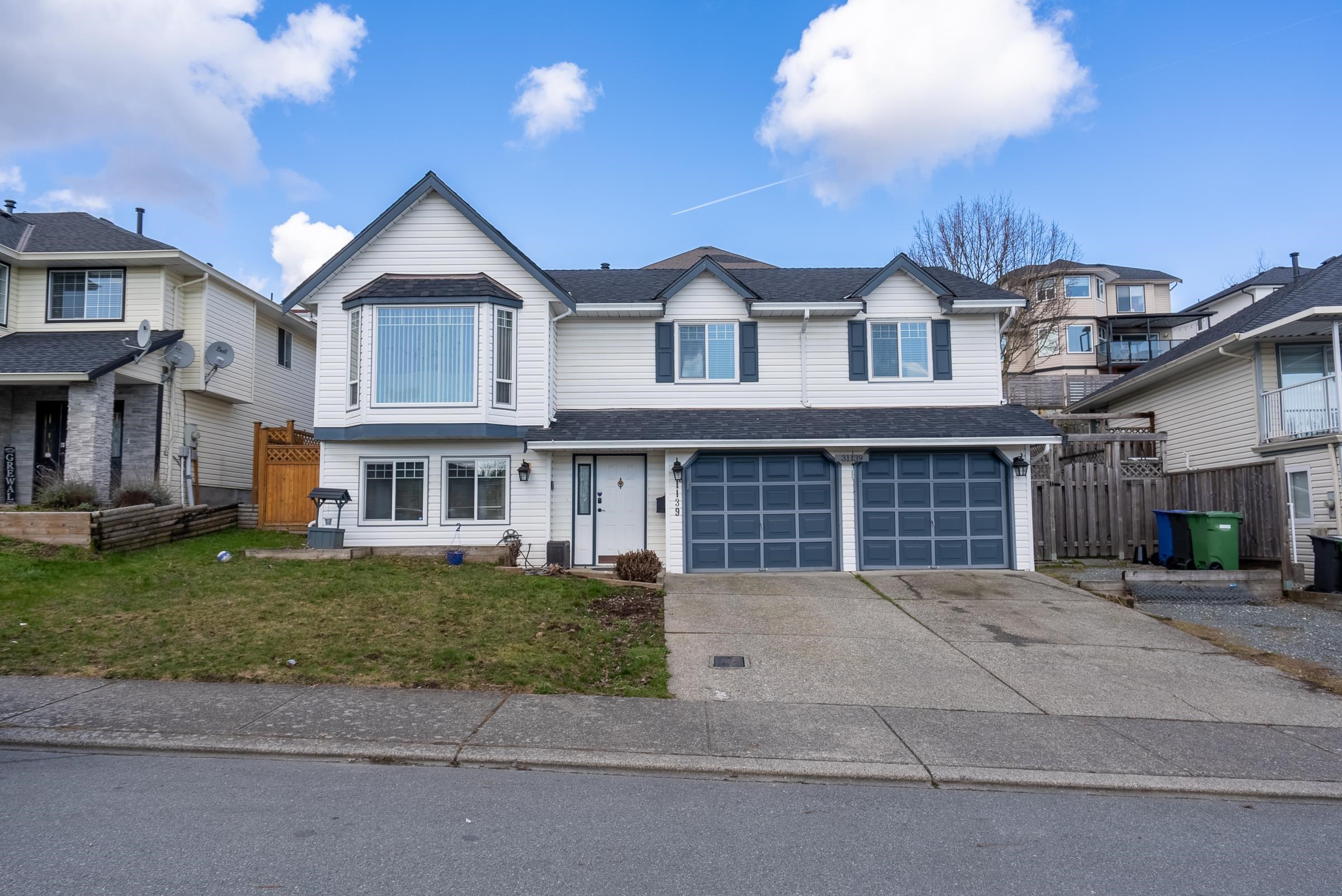 31139 SIDONI, British Columbia V2T 5J8, 3 Bedrooms Bedrooms, ,2 BathroomsBathrooms,Residential Detached,For Sale,SIDONI,R2878610