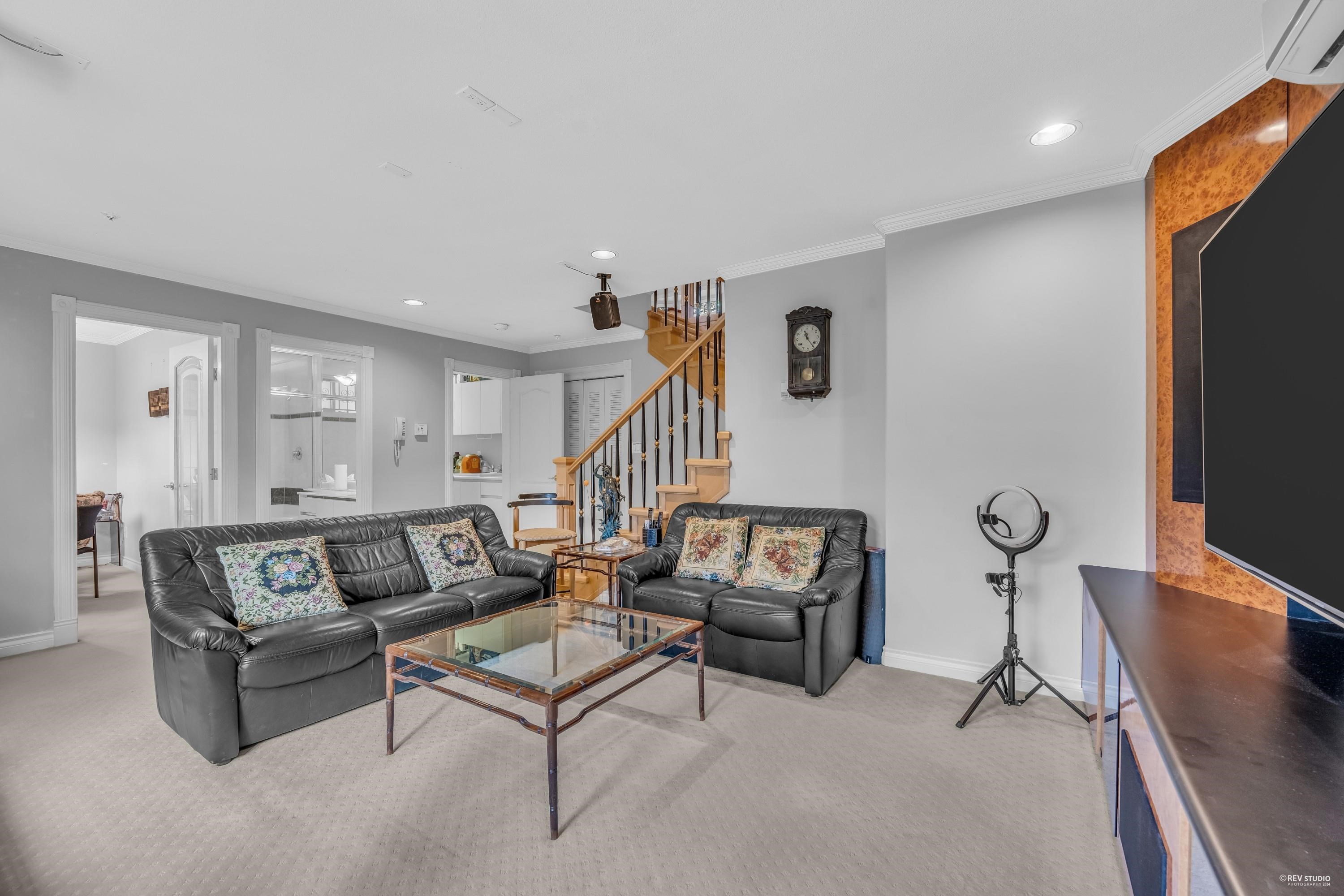 Listing image of 720 W 61ST AVENUE