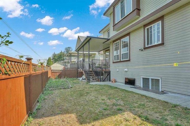 6671 125a Street, Surrey, West Newton, V3W 1V7 4