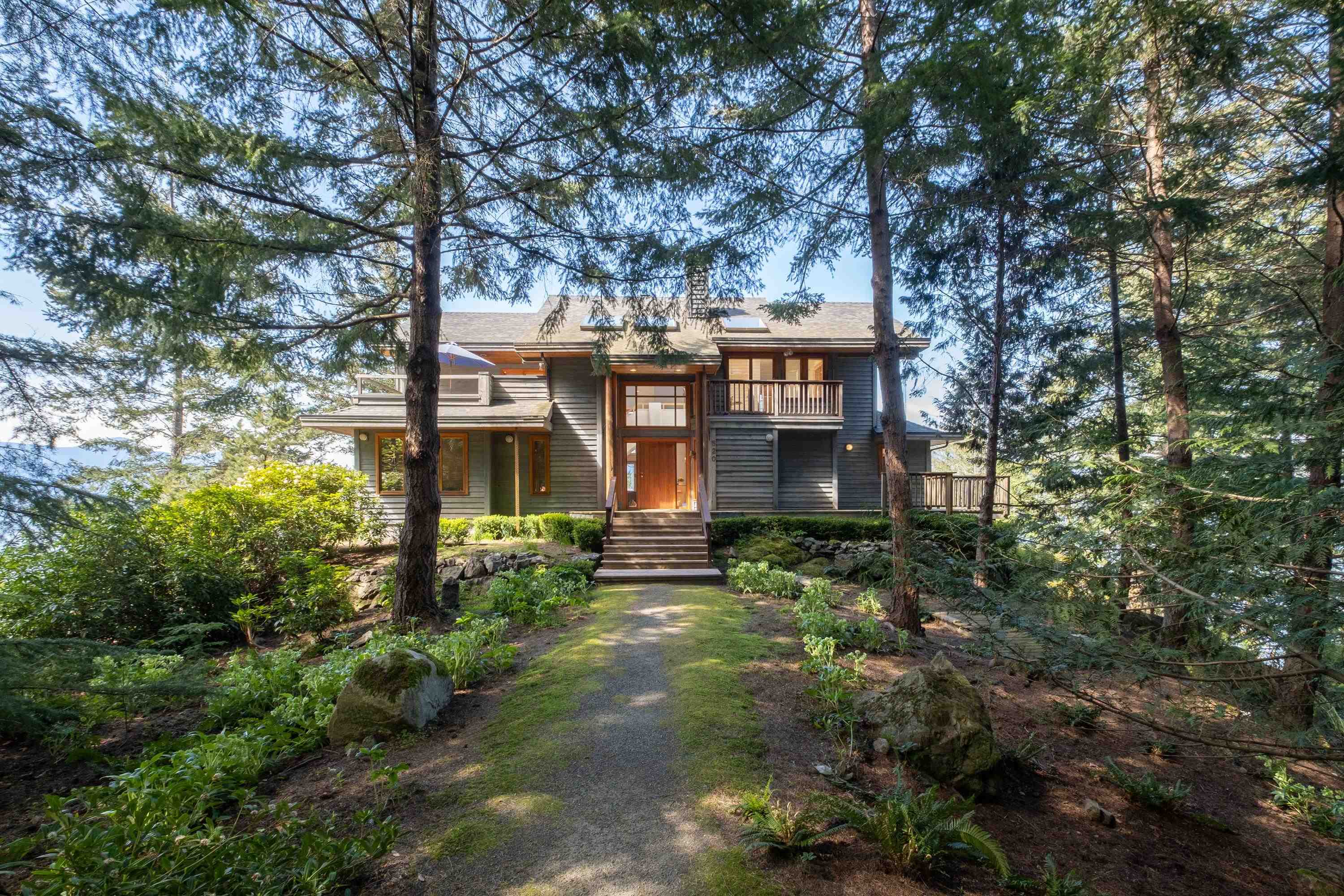 520 Smugglers Cove Road, Bowen Island, Bowen Island, V0N 1G1 2