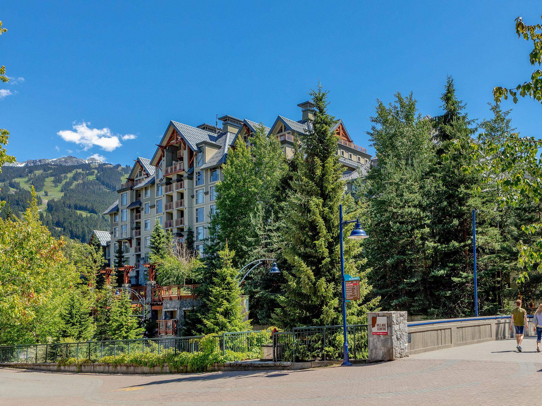 4299 BLACKCOMB, Whistler, British Columbia V8E 0X3, 1 Bedroom Bedrooms, ,1 BathroomBathrooms,Residential Attached,For Sale,BLACKCOMB,R2878938