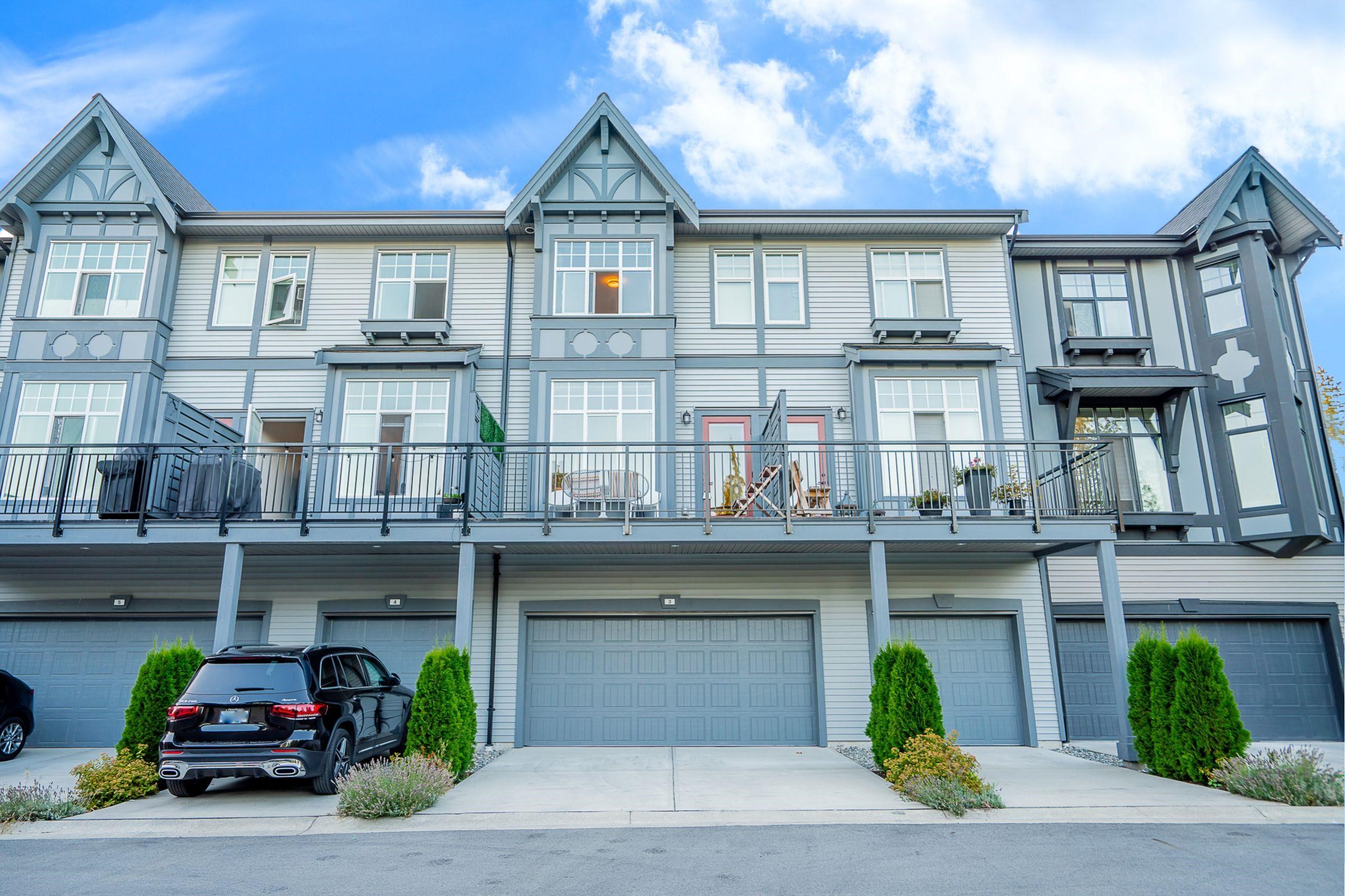 3-3552 VICTORIA DRIVE, Coquitlam, British Columbia, 3 Bedrooms Bedrooms, ,3 BathroomsBathrooms,Residential Attached,For Sale,R2879167