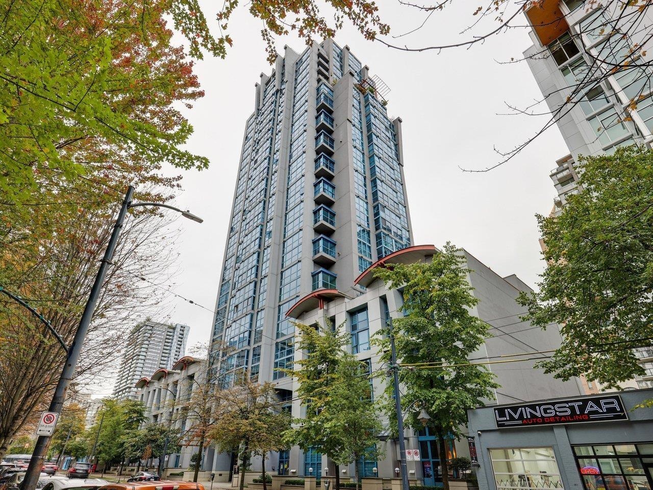 210-1238 SEYMOUR STREET, Vancouver, British Columbia, 1 Bedroom Bedrooms, ,1 BathroomBathrooms,Residential Attached,For Sale,R2879223