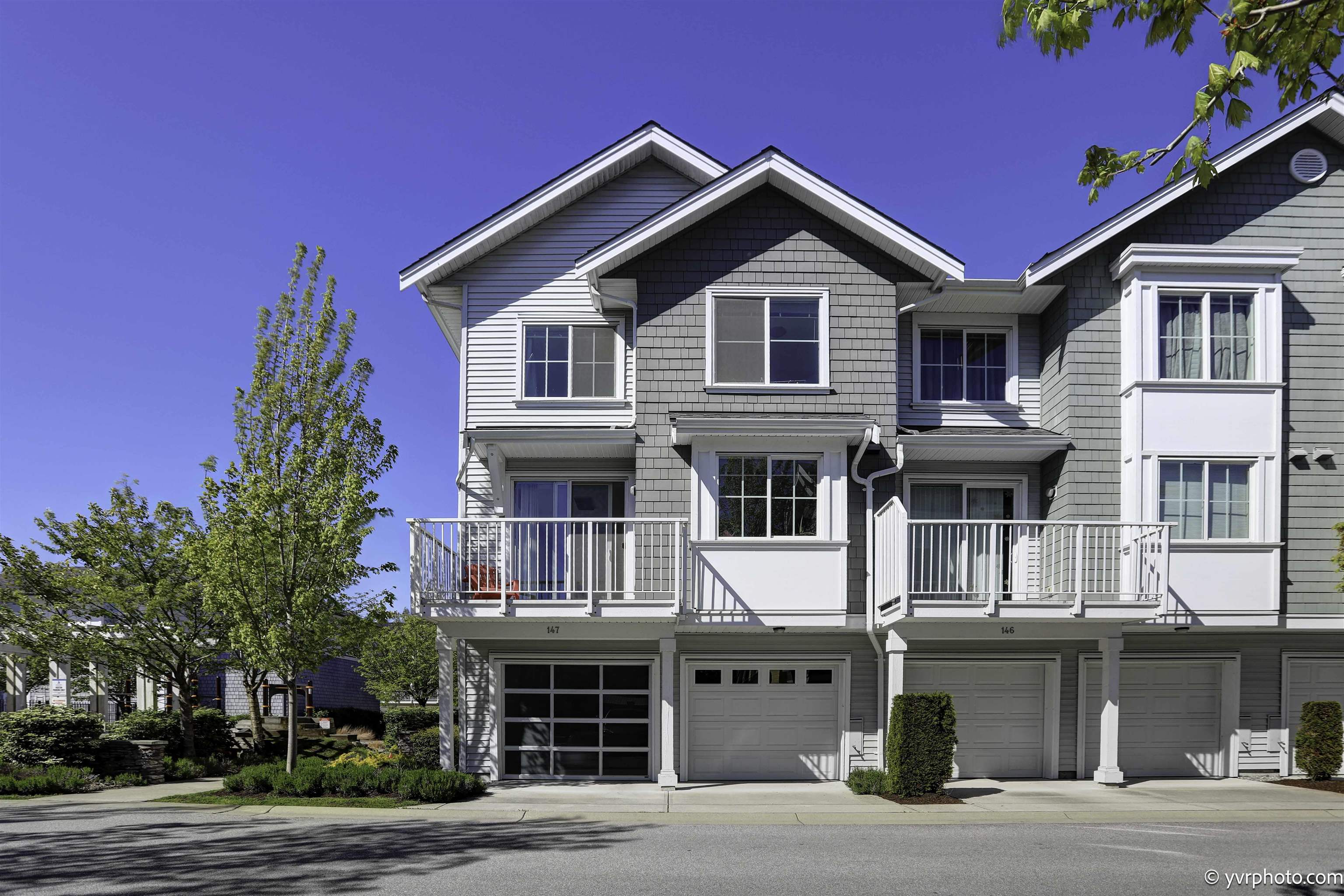 Listing image of 147 5550 ADMIRAL WAY