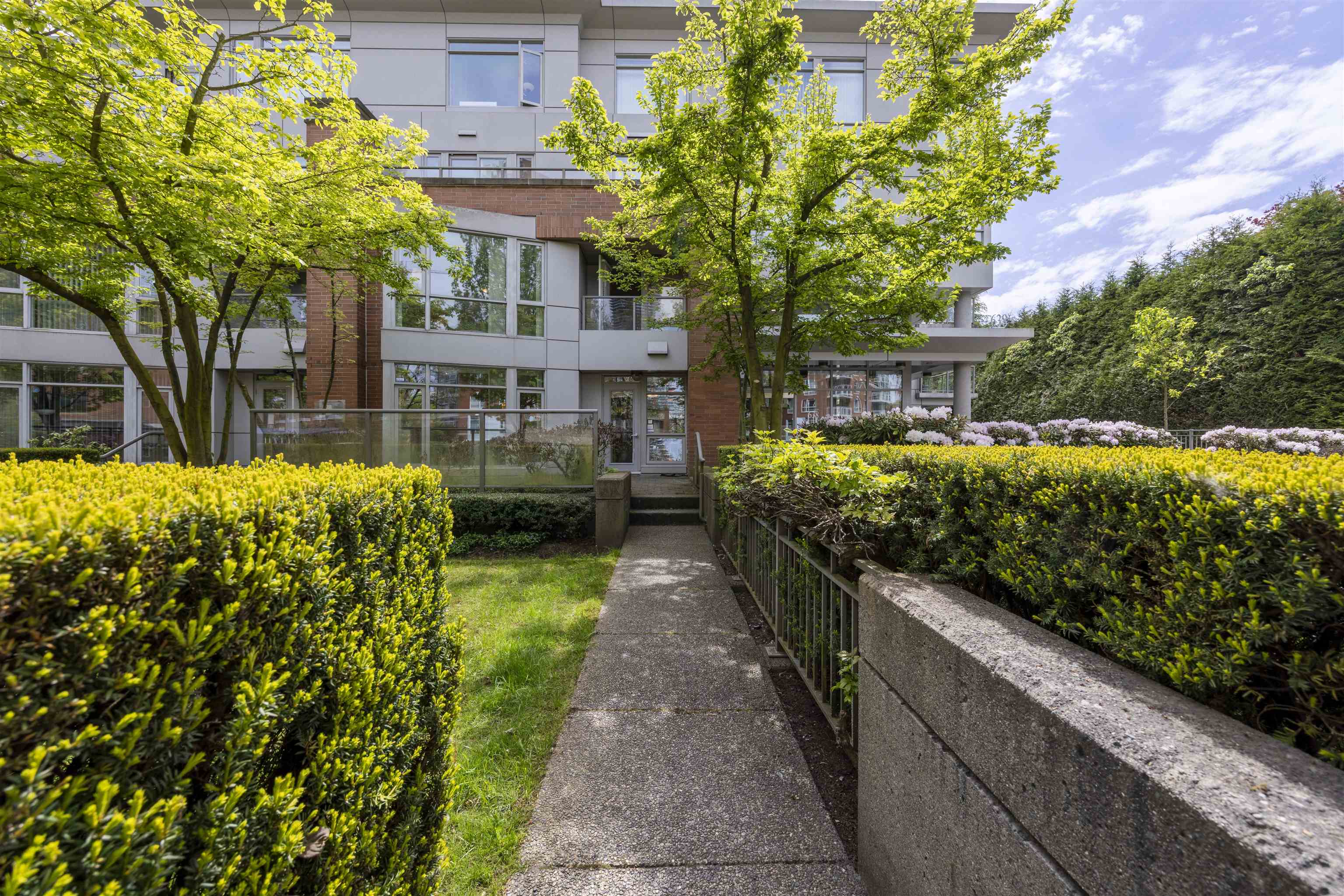 205-638 45TH AVENUE, Vancouver, British Columbia V5Z 4R8, 2 Bedrooms Bedrooms, ,3 BathroomsBathrooms,Residential Attached,For Sale,R2879444