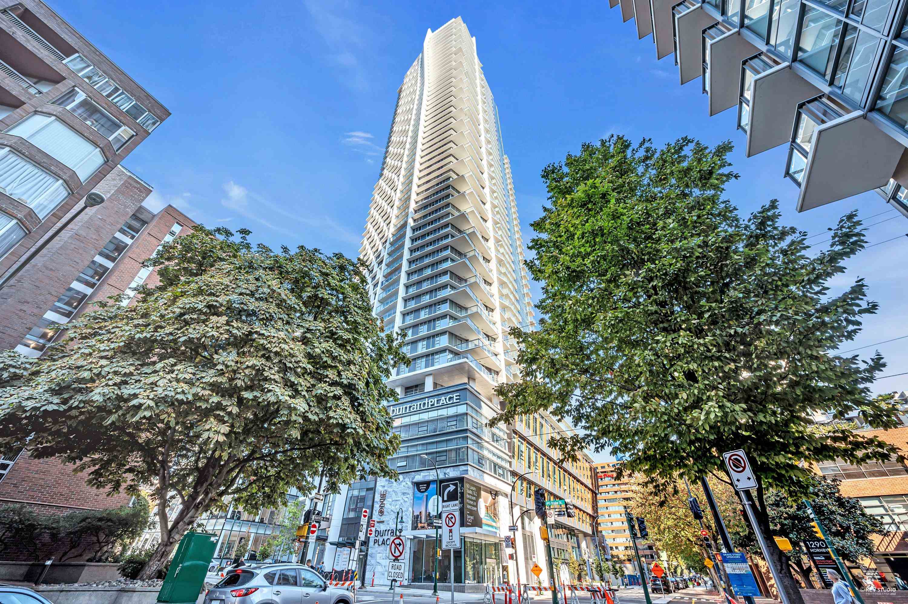 1602-1289 HORNBY STREET, Vancouver, British Columbia, 1 Bedroom Bedrooms, ,1 BathroomBathrooms,Residential Attached,For Sale,R2879500