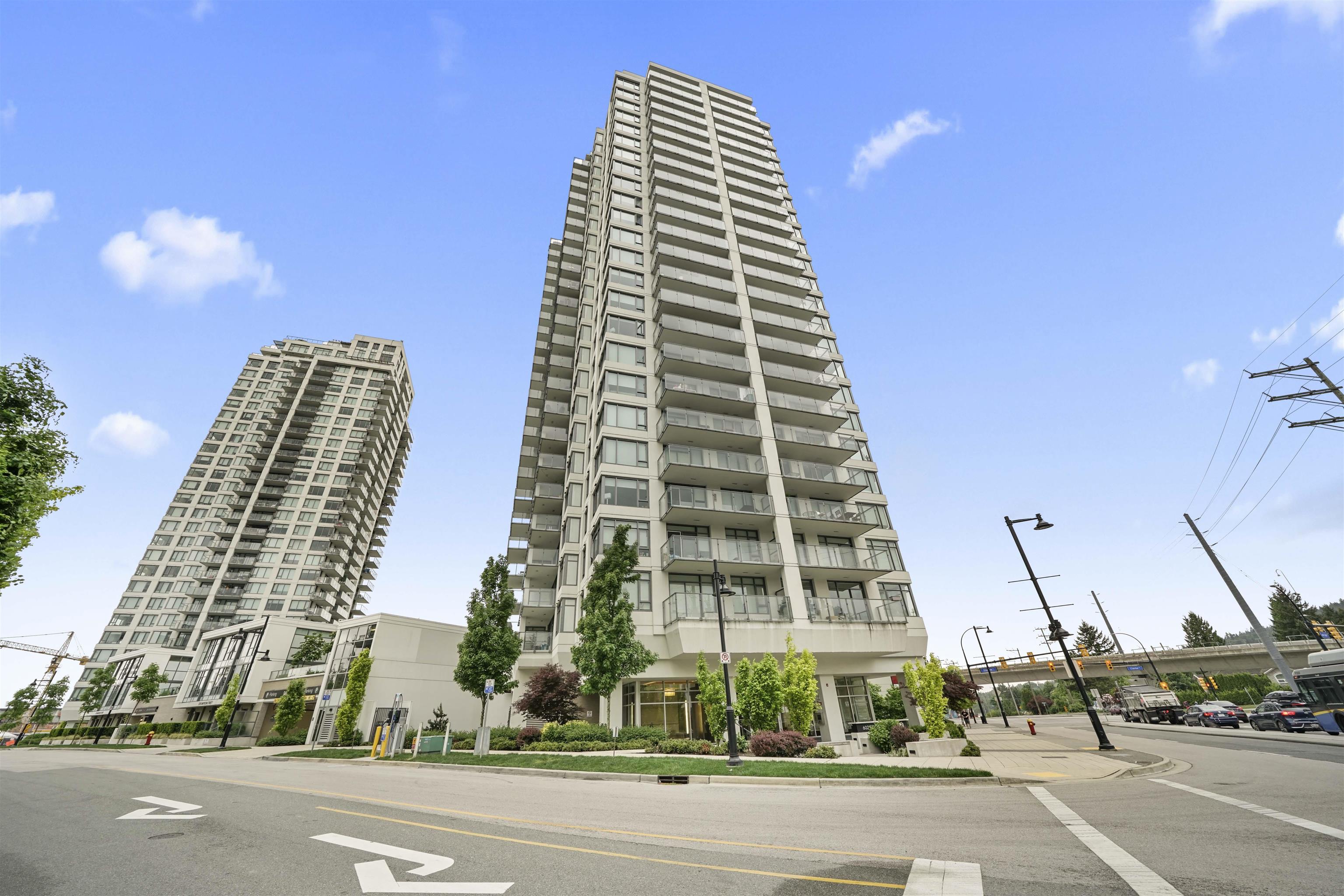 2702-602 COMO LAKE AVENUE, Coquitlam, British Columbia, 2 Bedrooms Bedrooms, ,2 BathroomsBathrooms,Residential Attached,For Sale,R2880055