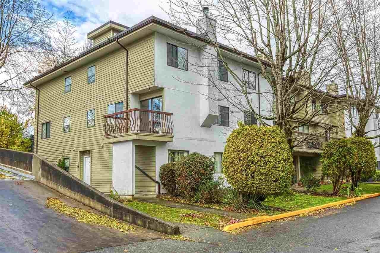 208-7165 133 STREET, Surrey, British Columbia, 3 Bedrooms Bedrooms, ,2 BathroomsBathrooms,Residential Attached,For Sale,R2880096