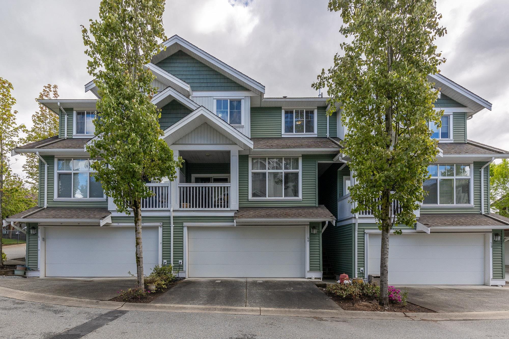 40-6785 193 STREET STREET, Surrey, British Columbia, 3 Bedrooms Bedrooms, ,3 BathroomsBathrooms,Residential Attached,For Sale,R2880287