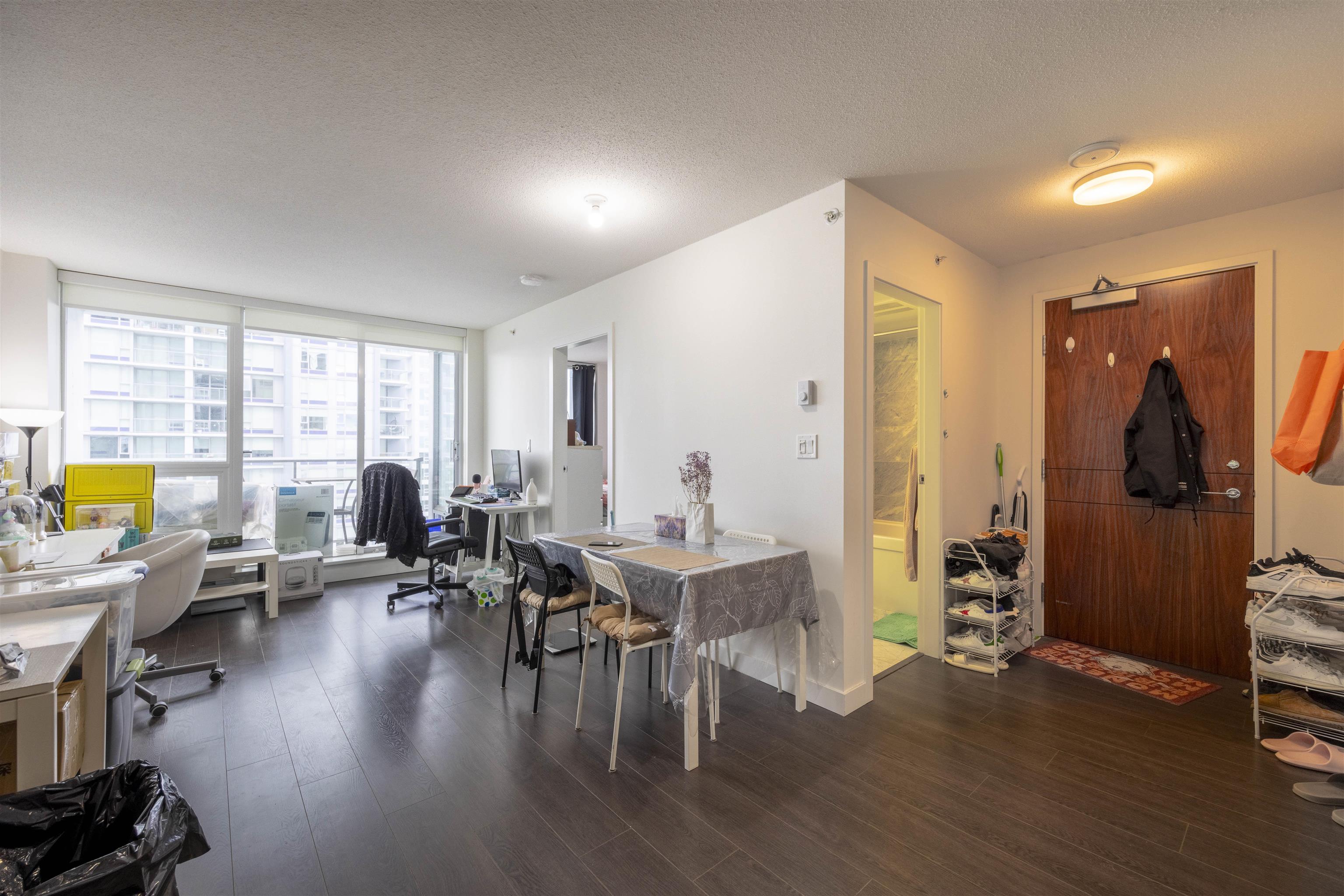 2901-13696 100 AVENUE, Surrey, British Columbia, 1 Bedroom Bedrooms, ,1 BathroomBathrooms,Residential Attached,For Sale,R2880416