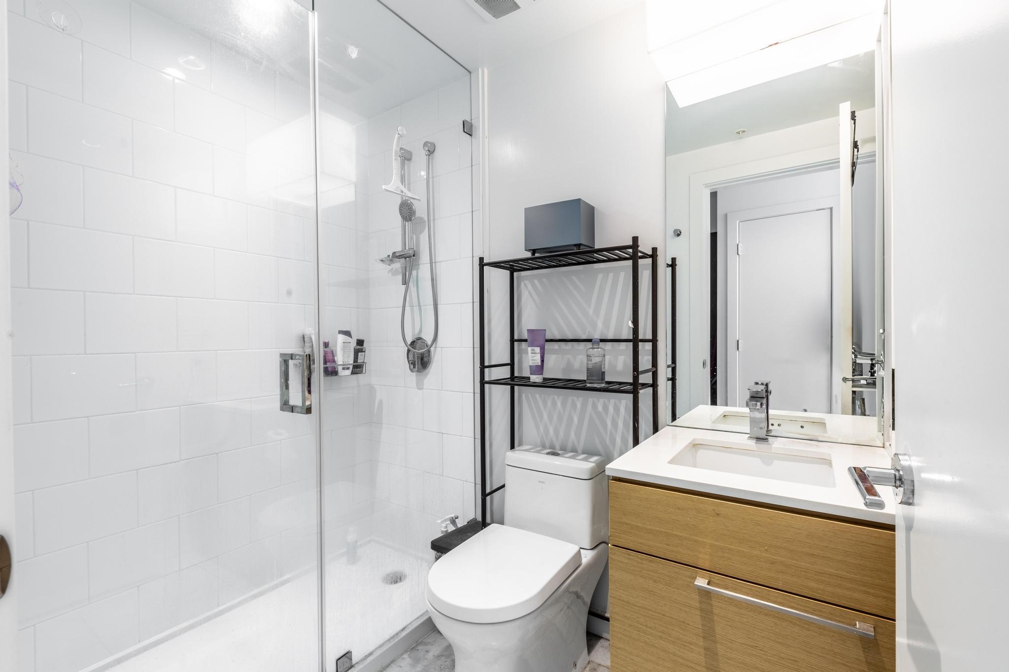 3601-13438 CENTRAL AVENUE, Surrey, British Columbia, ,1 BathroomBathrooms,Residential Attached,For Sale,R2880569