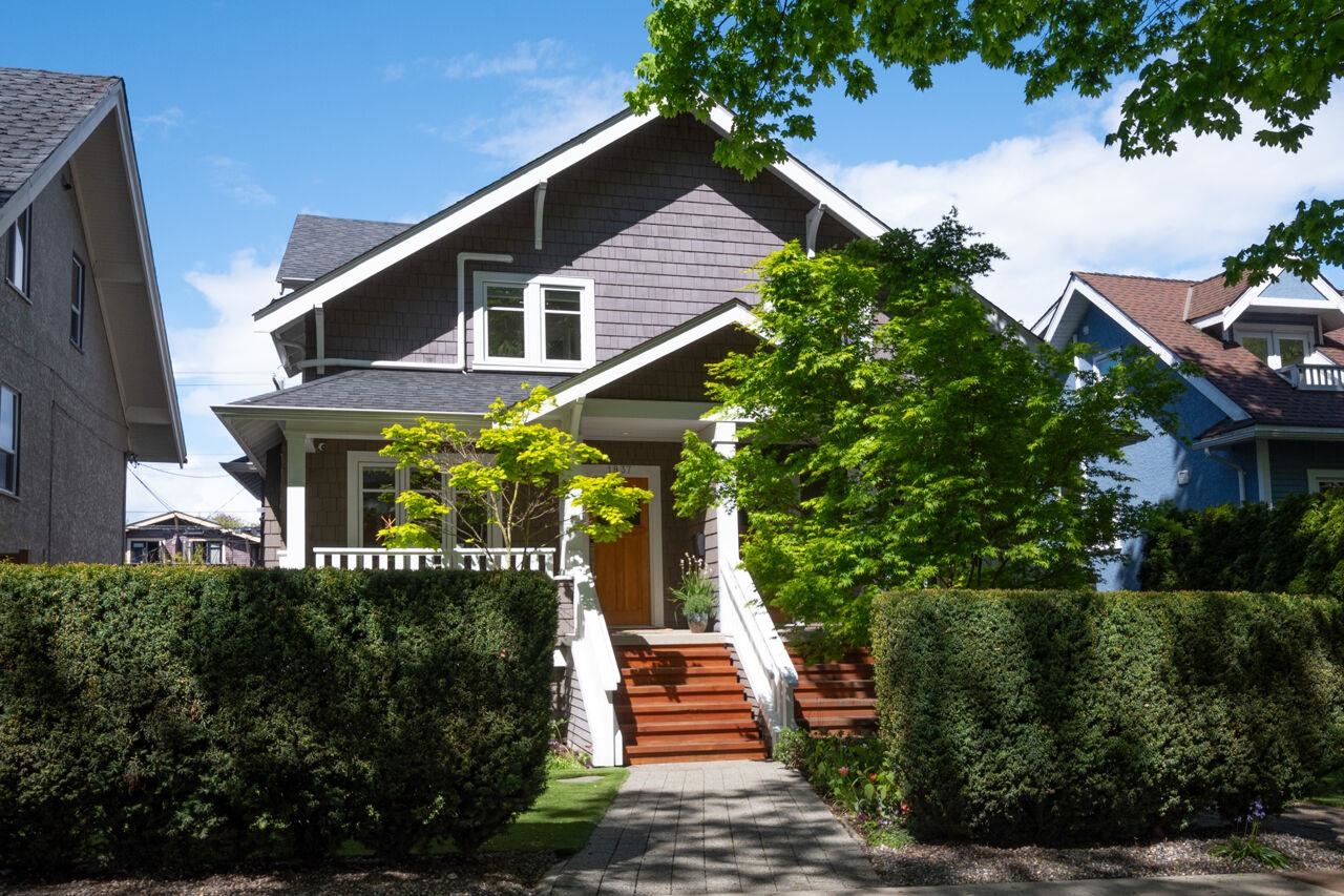 Welcome to 1837 West 13th in Kitsilano.  50' frontage, side X side 1/2 duplex.