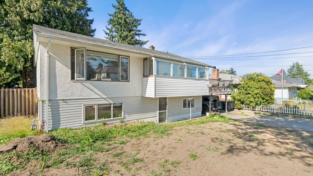 13137 106a Avenue, Surrey, Whalley, V3T 2E4 36