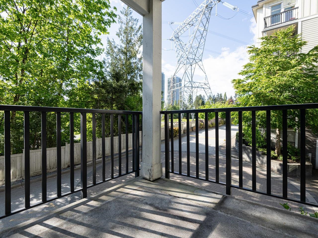 201-13897 FRASER HIGHWAY, Surrey, British Columbia V3T 0G8, 1 Bedroom Bedrooms, ,1 BathroomBathrooms,Residential Attached,For Sale,R2880716