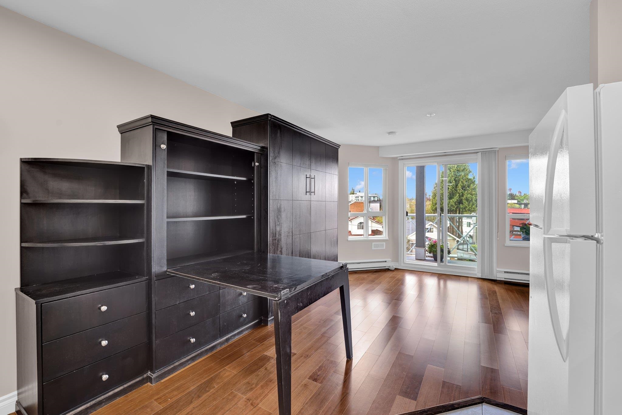 322-760 KINGSWAY, Vancouver, British Columbia V7T 2X1, ,1 BathroomBathrooms,Residential Attached,For Sale,R2880800