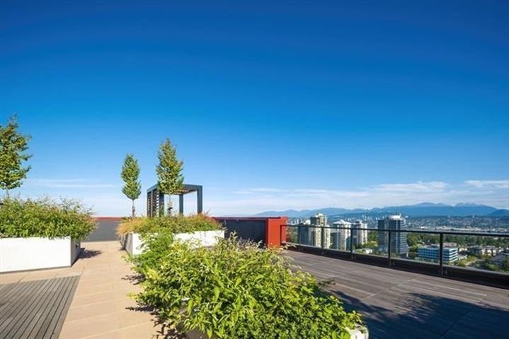 10626 CITY, Surrey, British Columbia V3T 0S3, 2 Bedrooms Bedrooms, ,2 BathroomsBathrooms,Residential Attached,For Sale,CITY,R2881353