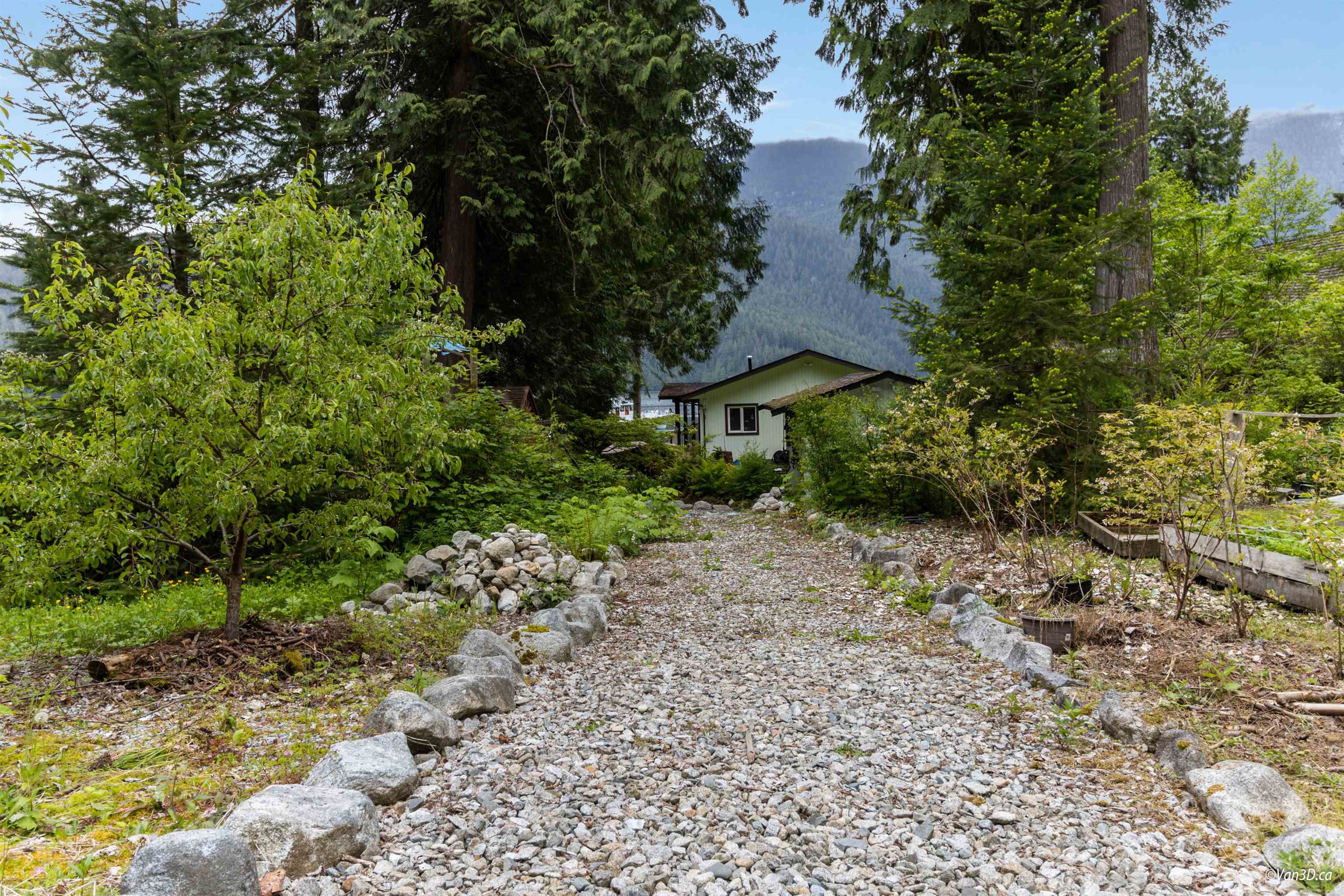 Lot 15 Rainbow Falls, Pitt Meadows, North Meadows PI, V3Y 1Z1 31