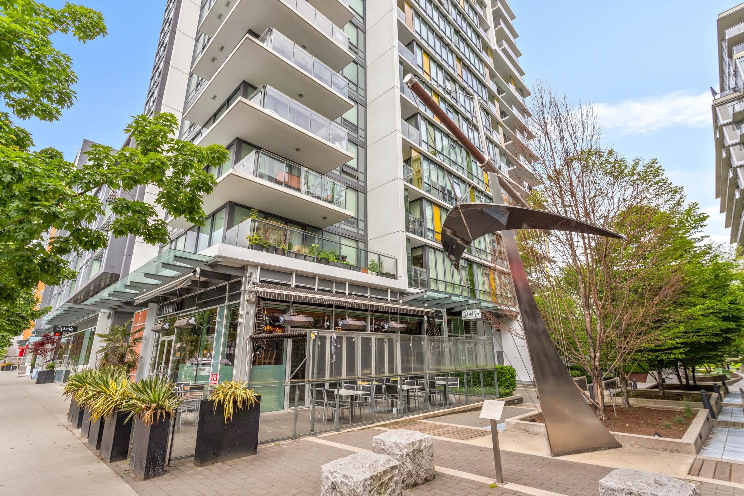 159 2ND, Vancouver, British Columbia V5Y 0L8, 2 Bedrooms Bedrooms, ,2 BathroomsBathrooms,Residential Attached,For Sale,2ND,R2882764