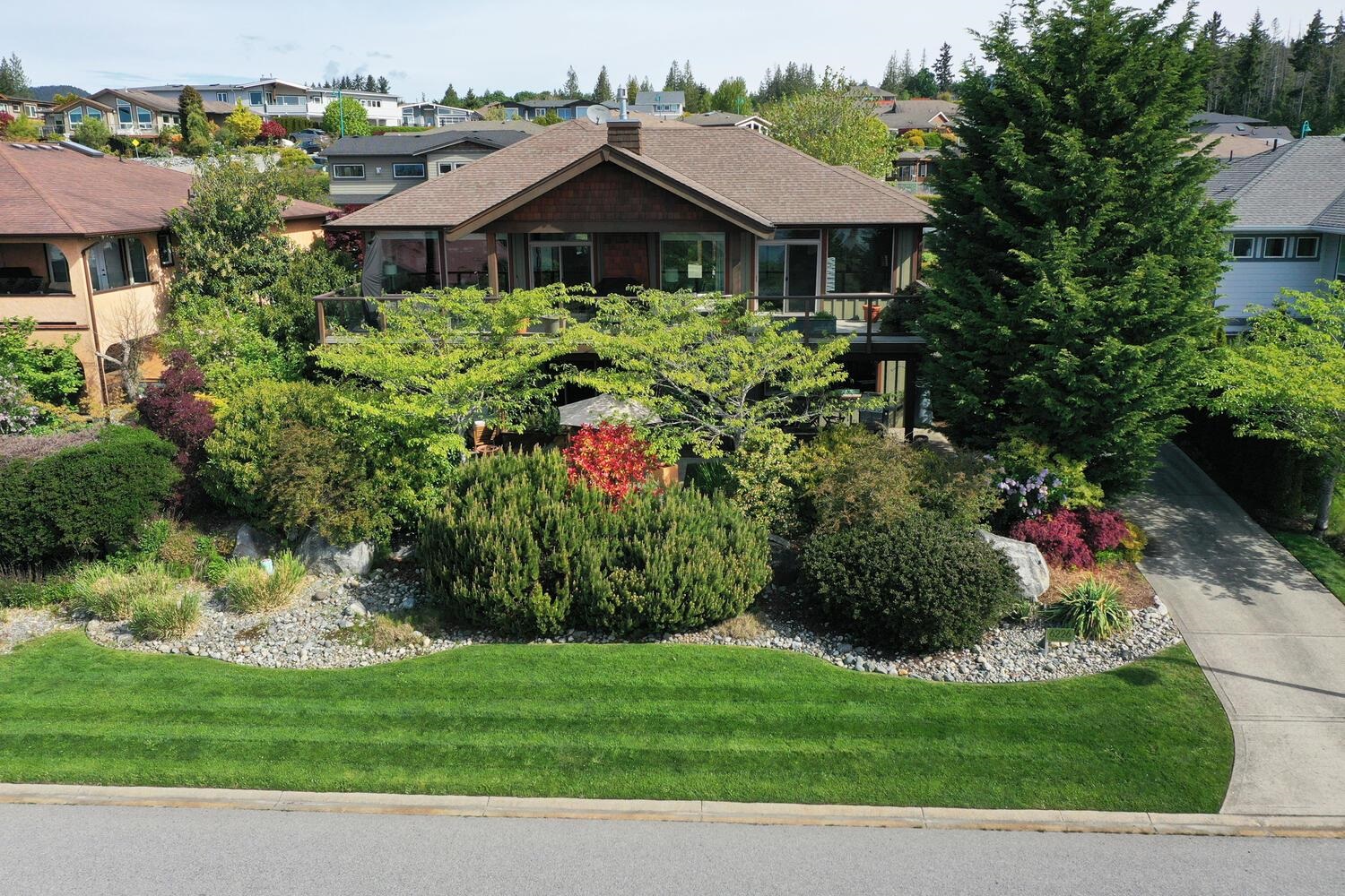 Sechelt District House/Single Family for sale:  4 bedroom 3,677 sq.ft. (Listed 2024-05-15)